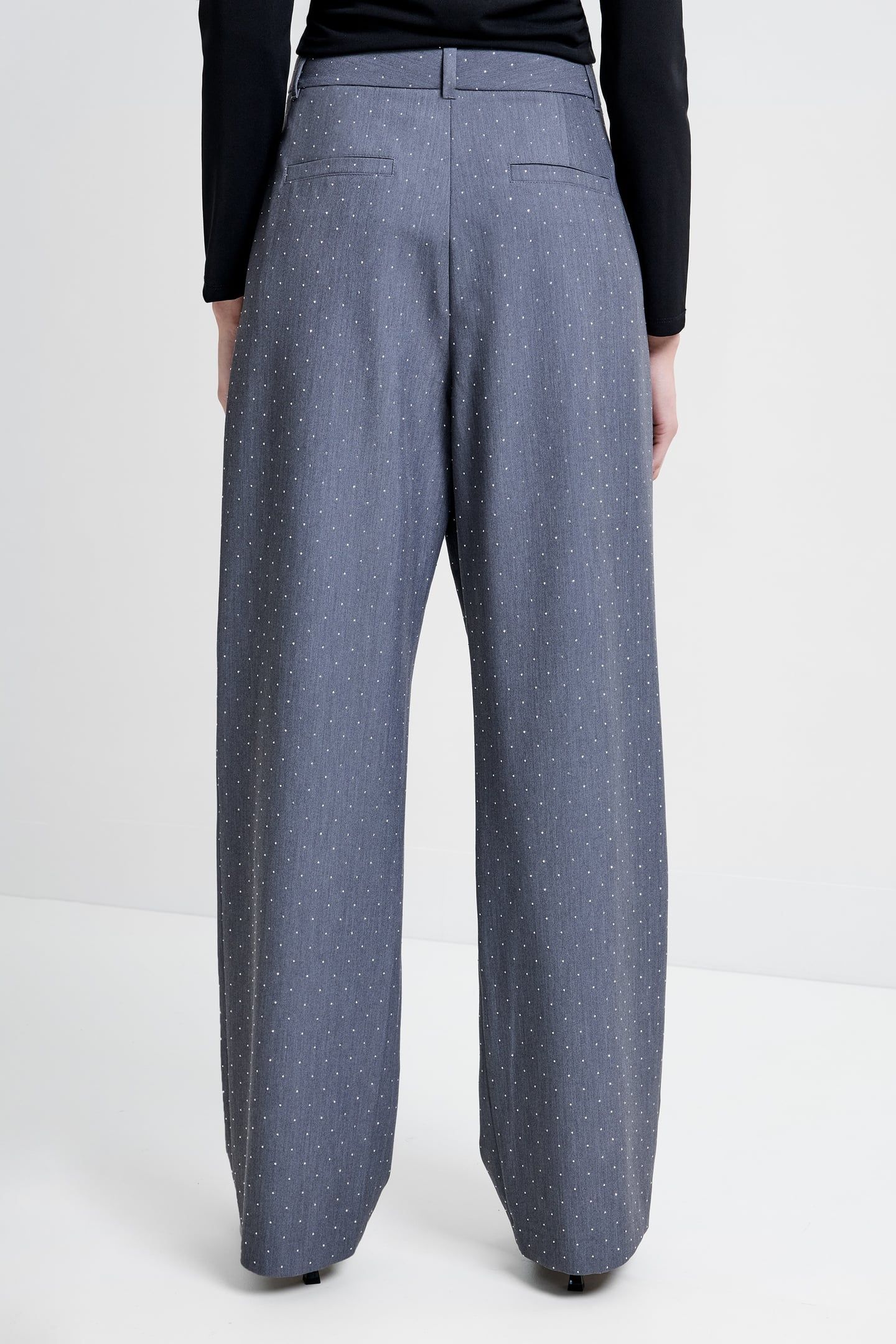 SHERRY HOTFIX TROUSER GREY SILVER 3