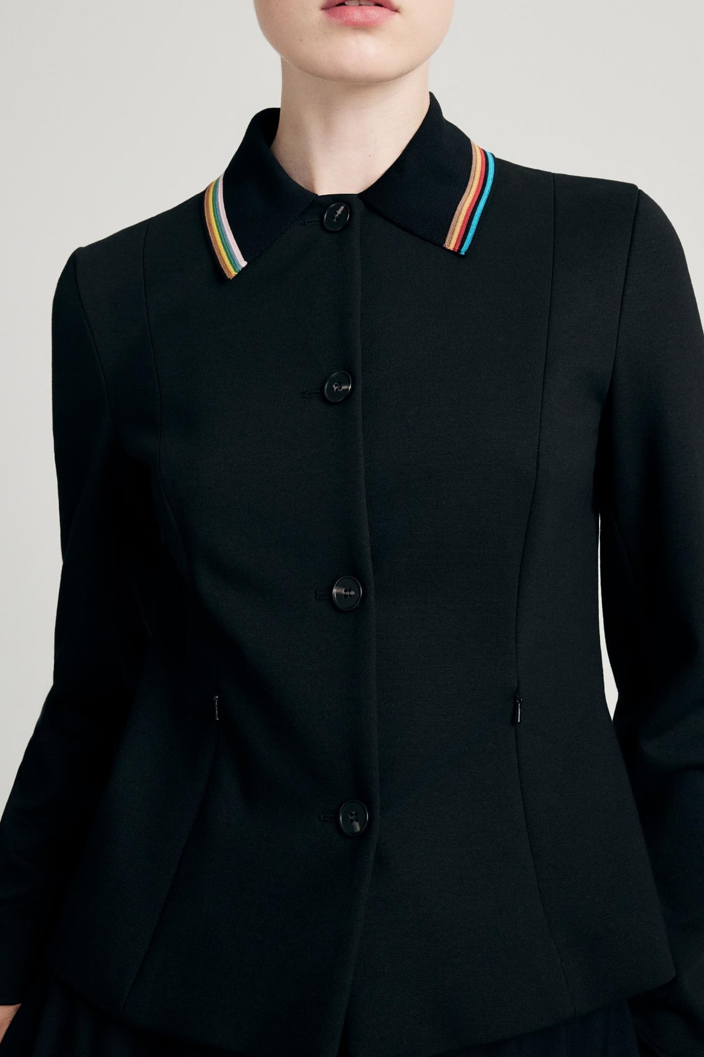 WOMENS JACKET BLACK 4