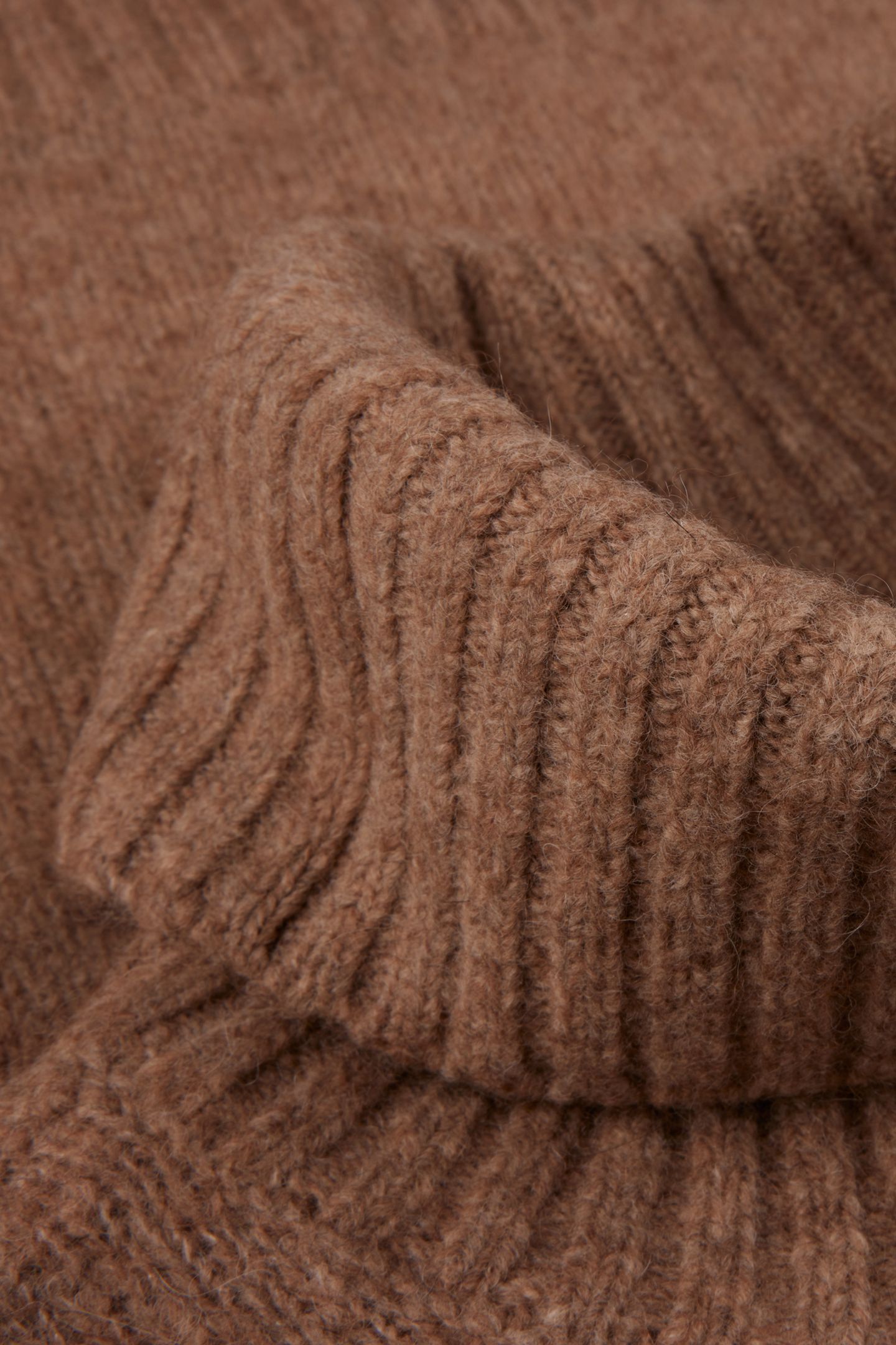 GEORGETTE KNIT VEST BEIGE 2