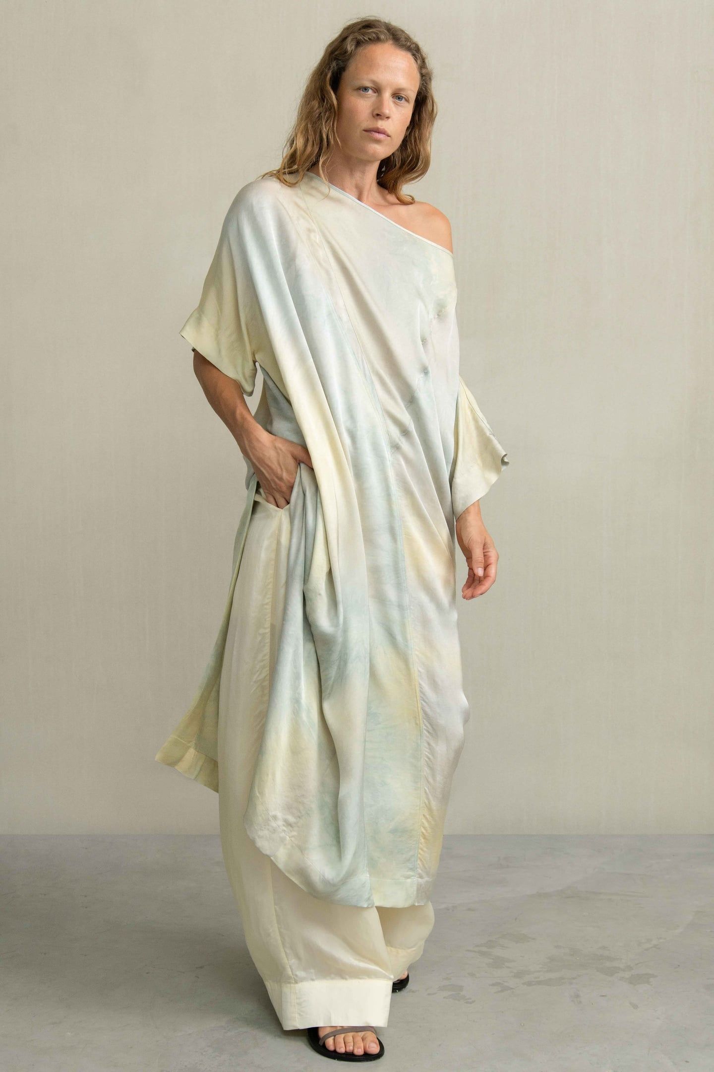 LINDA LIGHT YELLOW 1