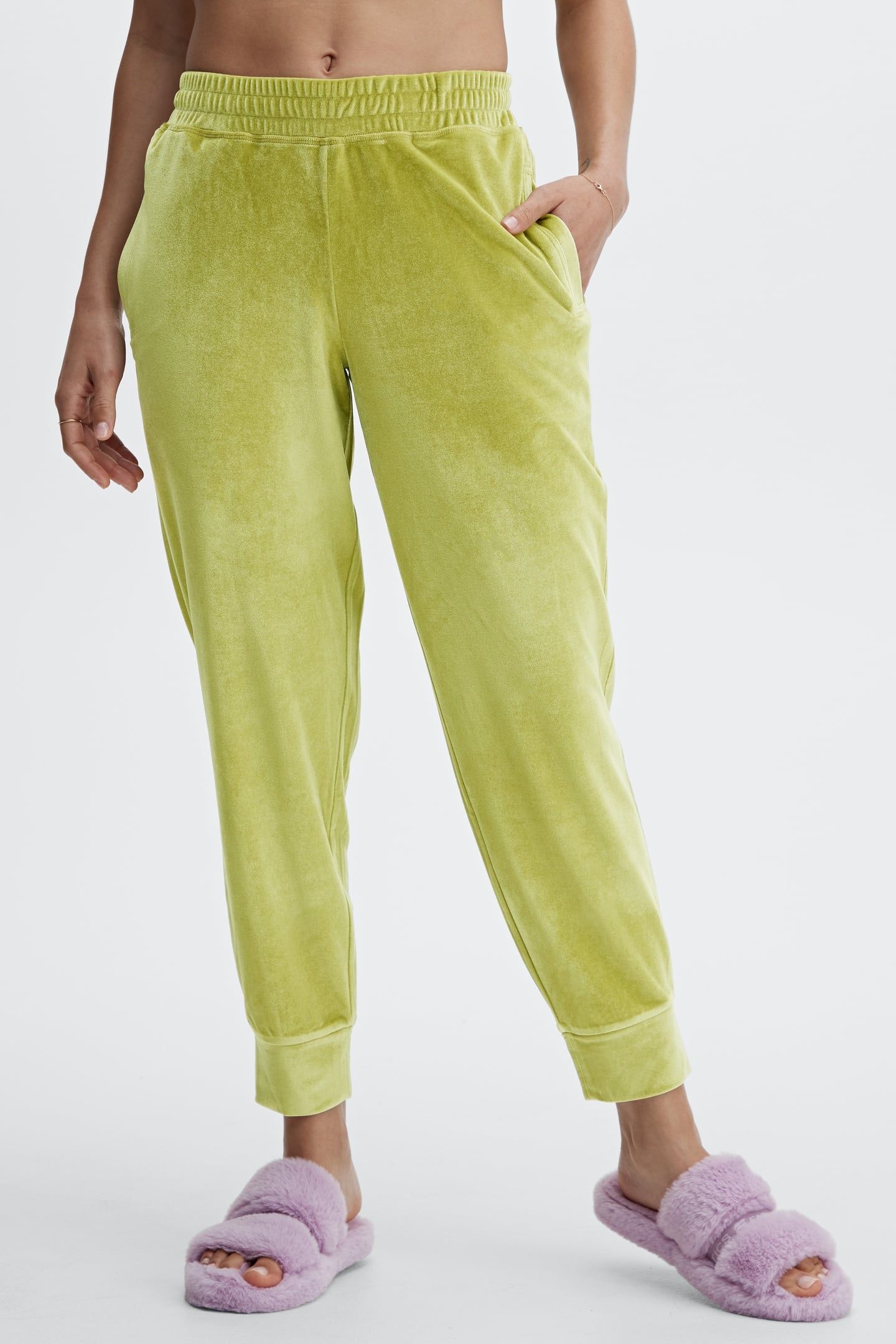 LUXE VELOUR JOGGER GOLDEN LEAF 3