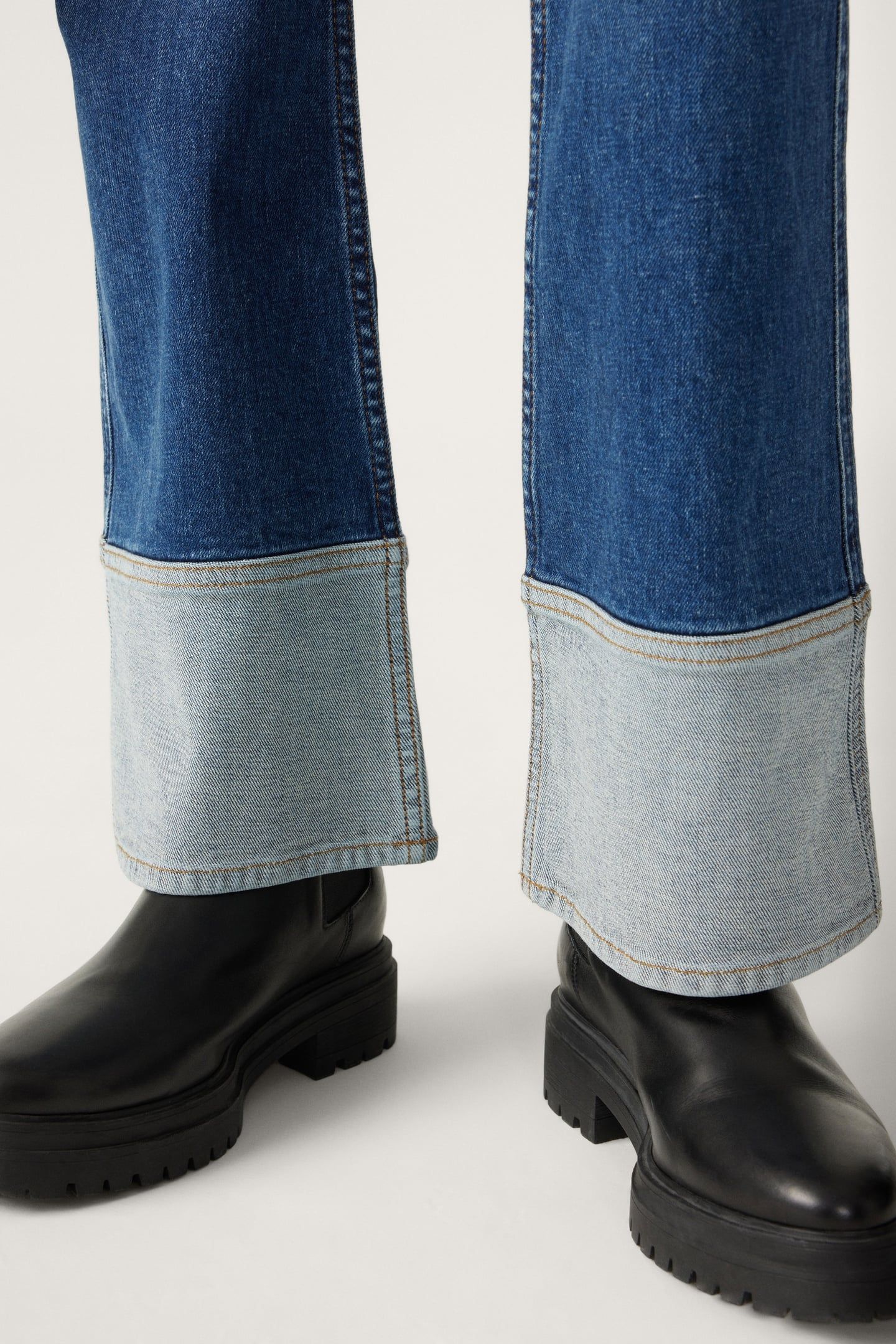 FLARE BLUE 3