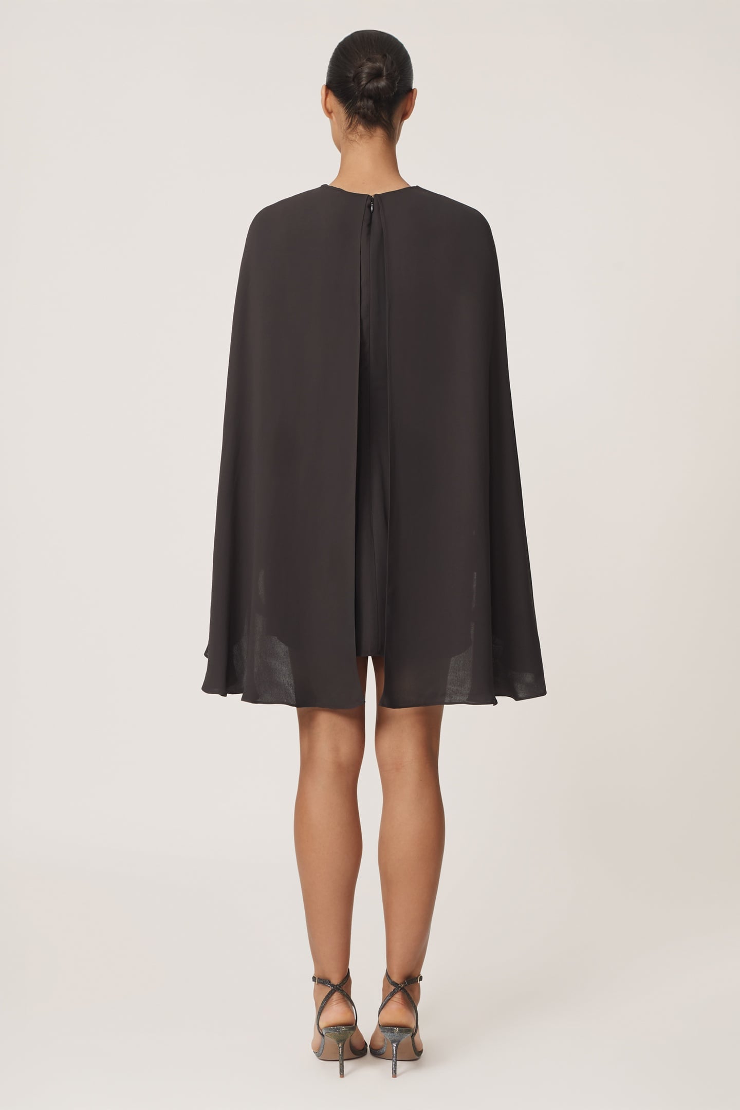 CAPE DETAIL MINI DRESS GRAPE 3