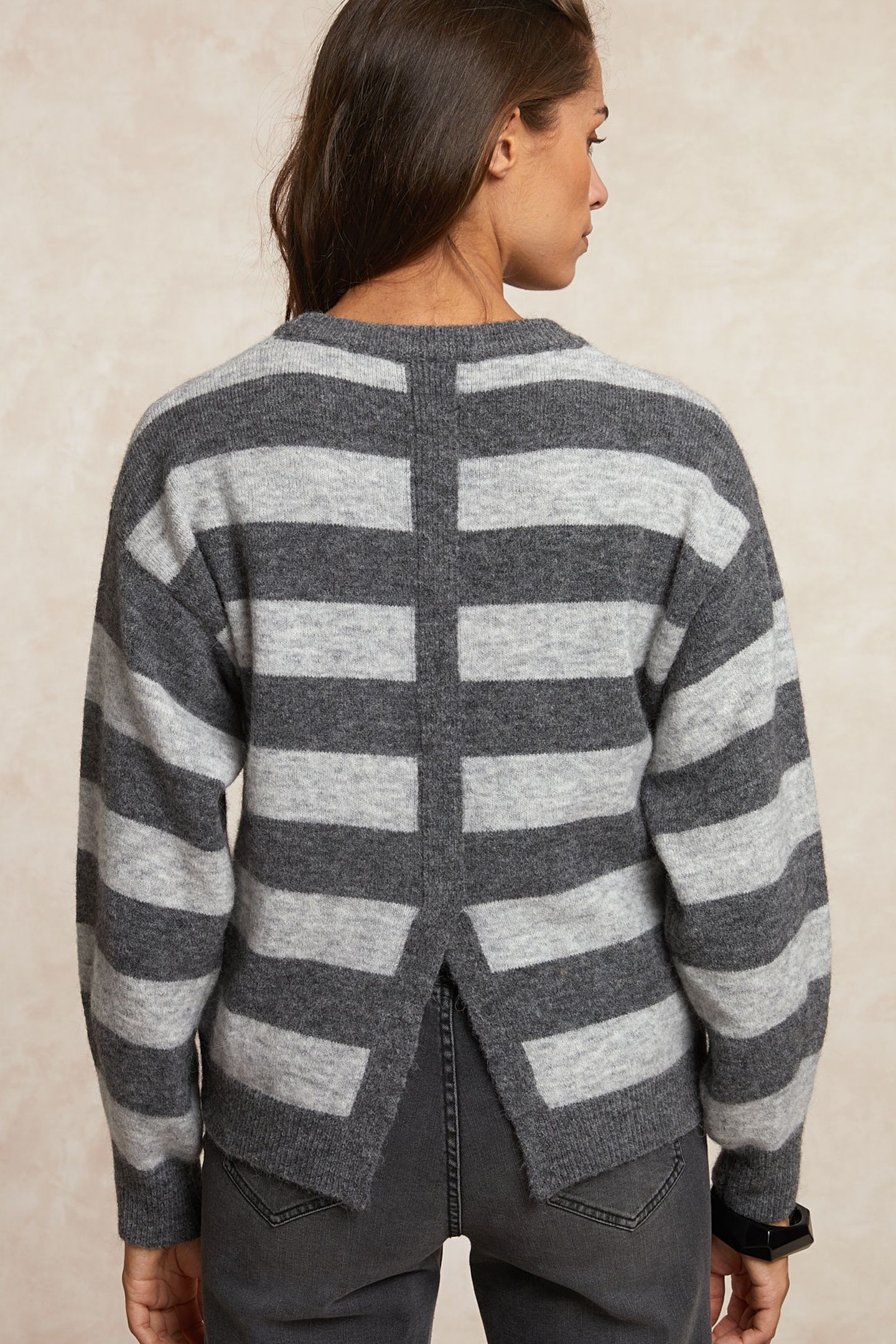 STRIPED CREW NECK SPLIT BACK SWEATER GREY 3