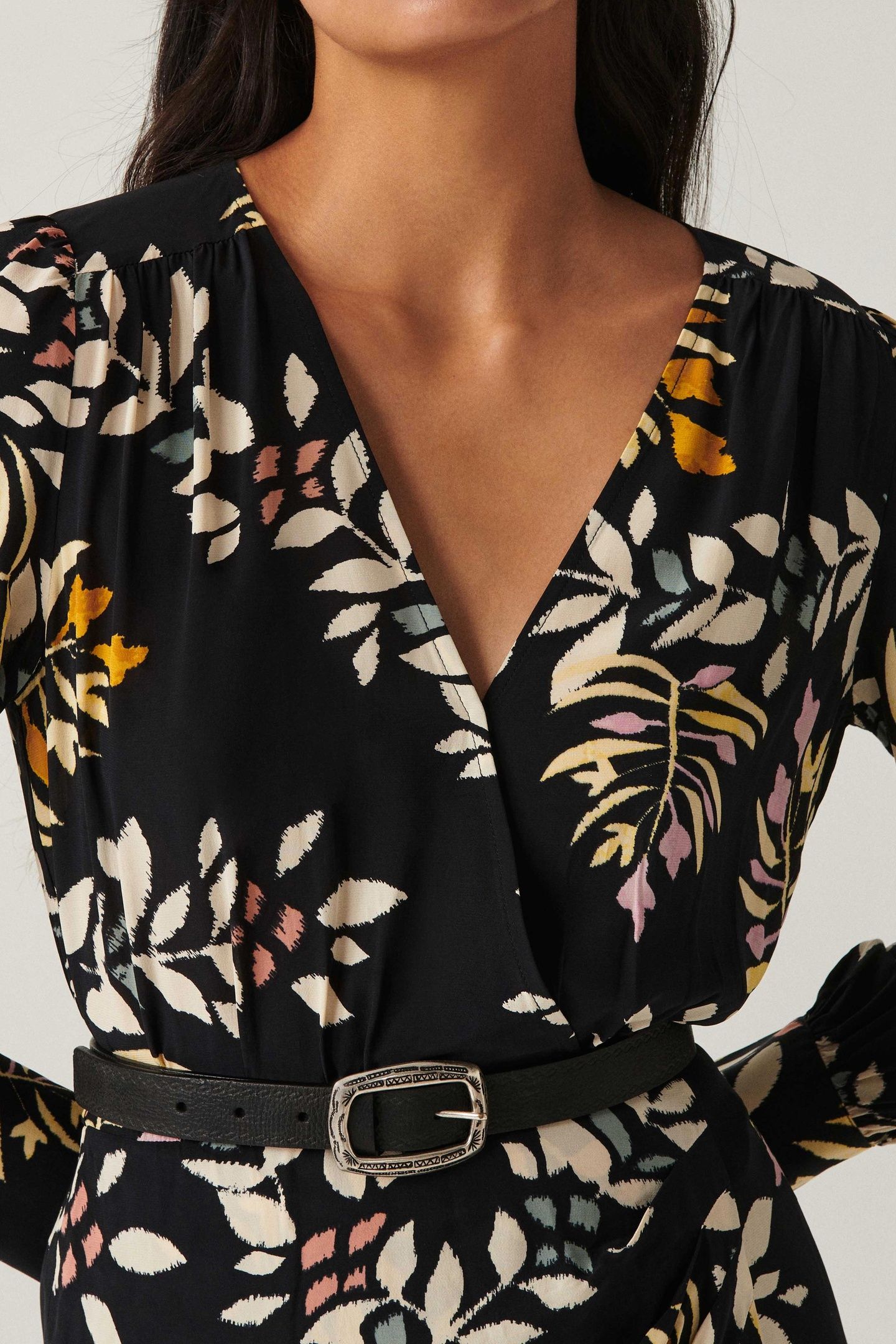 MID-LENGTH DRESS BLACK 3