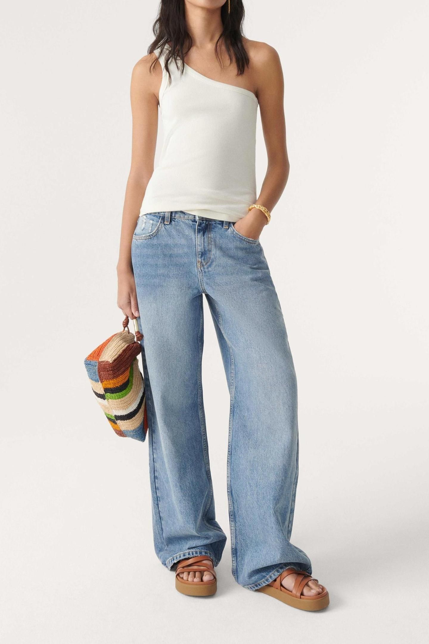 SLEEVELESS TEE ECRU 3
