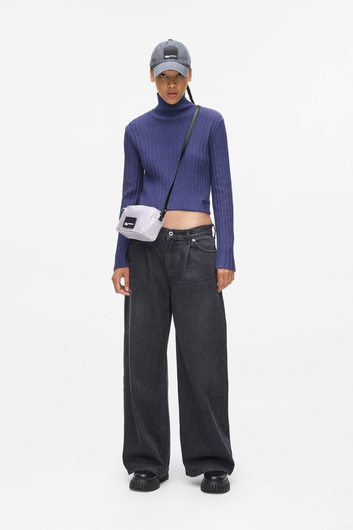 KLJ PLISSE SWEATER SKIPPER BLUE 1
