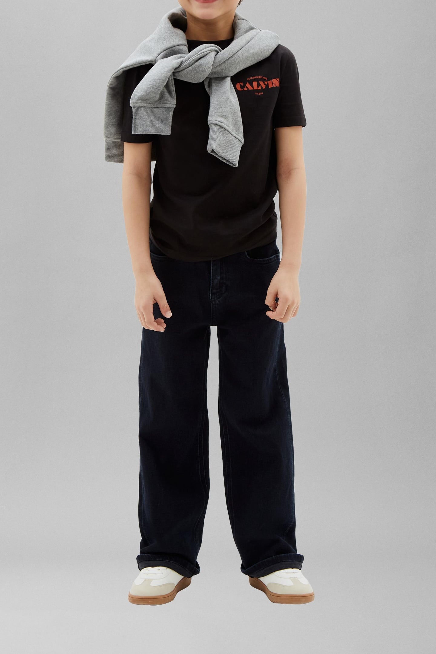 BOYS CALVIN CHEST T-SHIRT BLACK 2