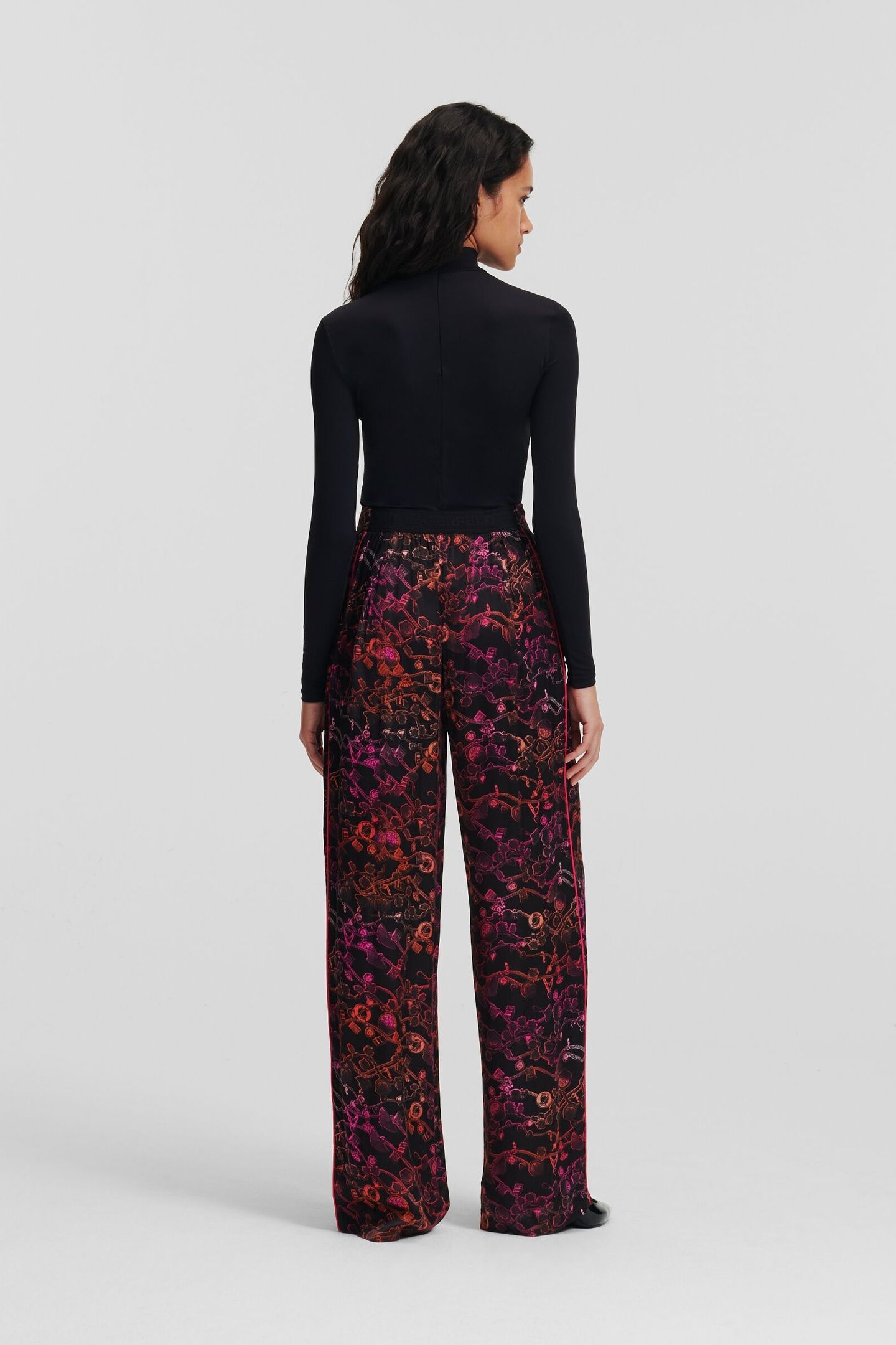 SATIN CHAIN PRINT PANTS PINK 2