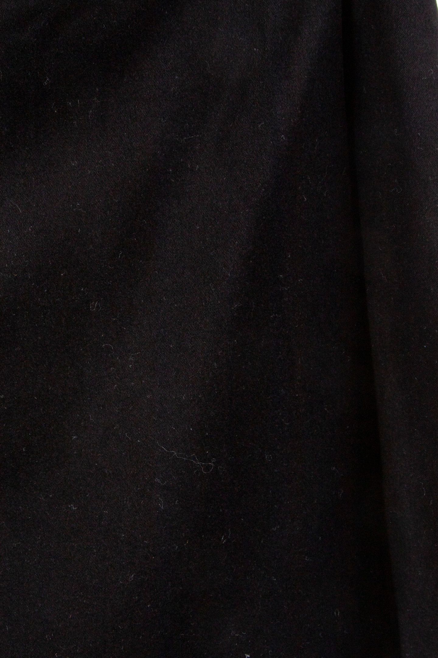 JELA VELVET SKIRT BLACK 4