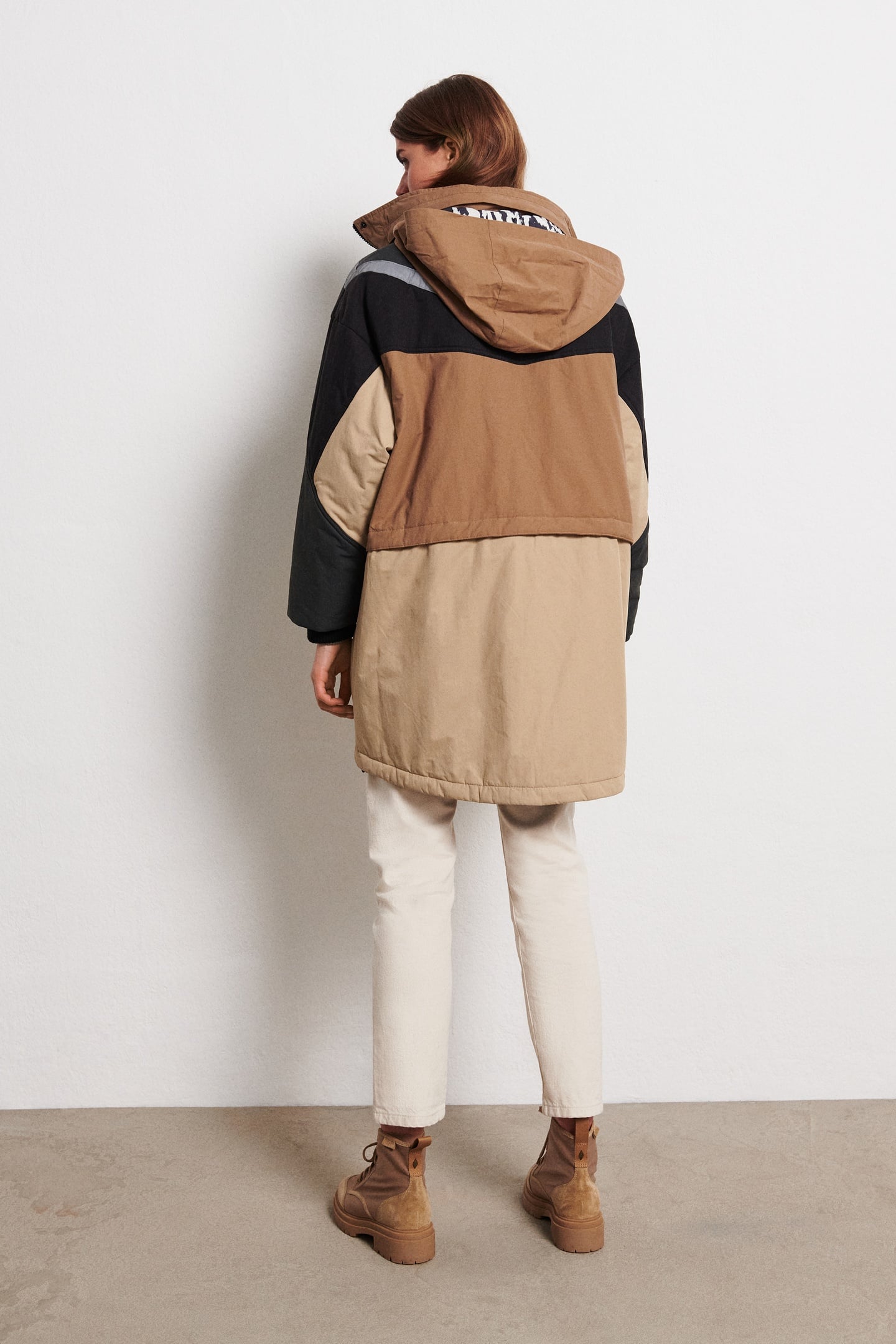 PARKA BEIGE 2