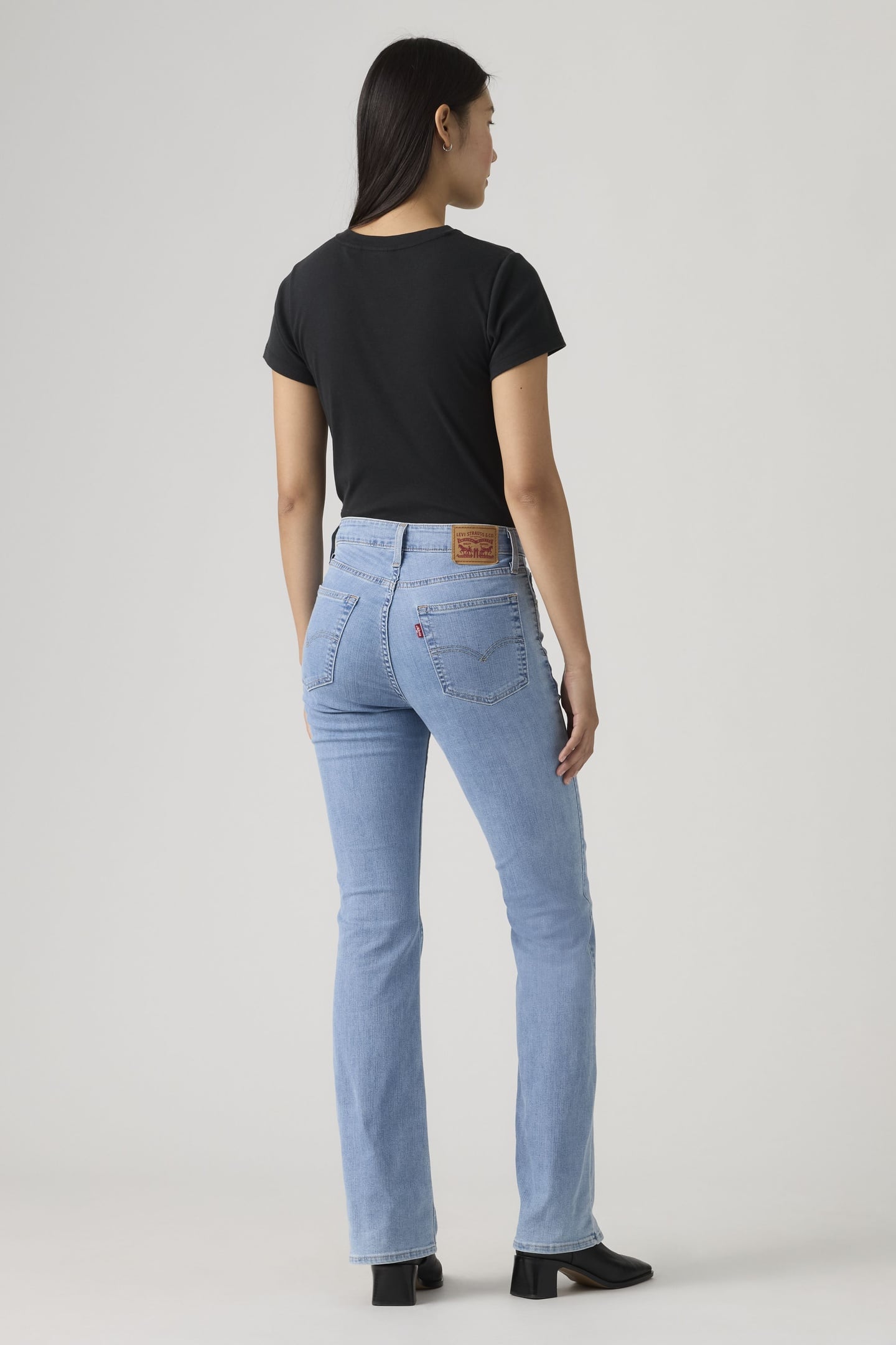 725™ HIGH RISE BOOTCUT LIGHTWEIGHT JEANS 2