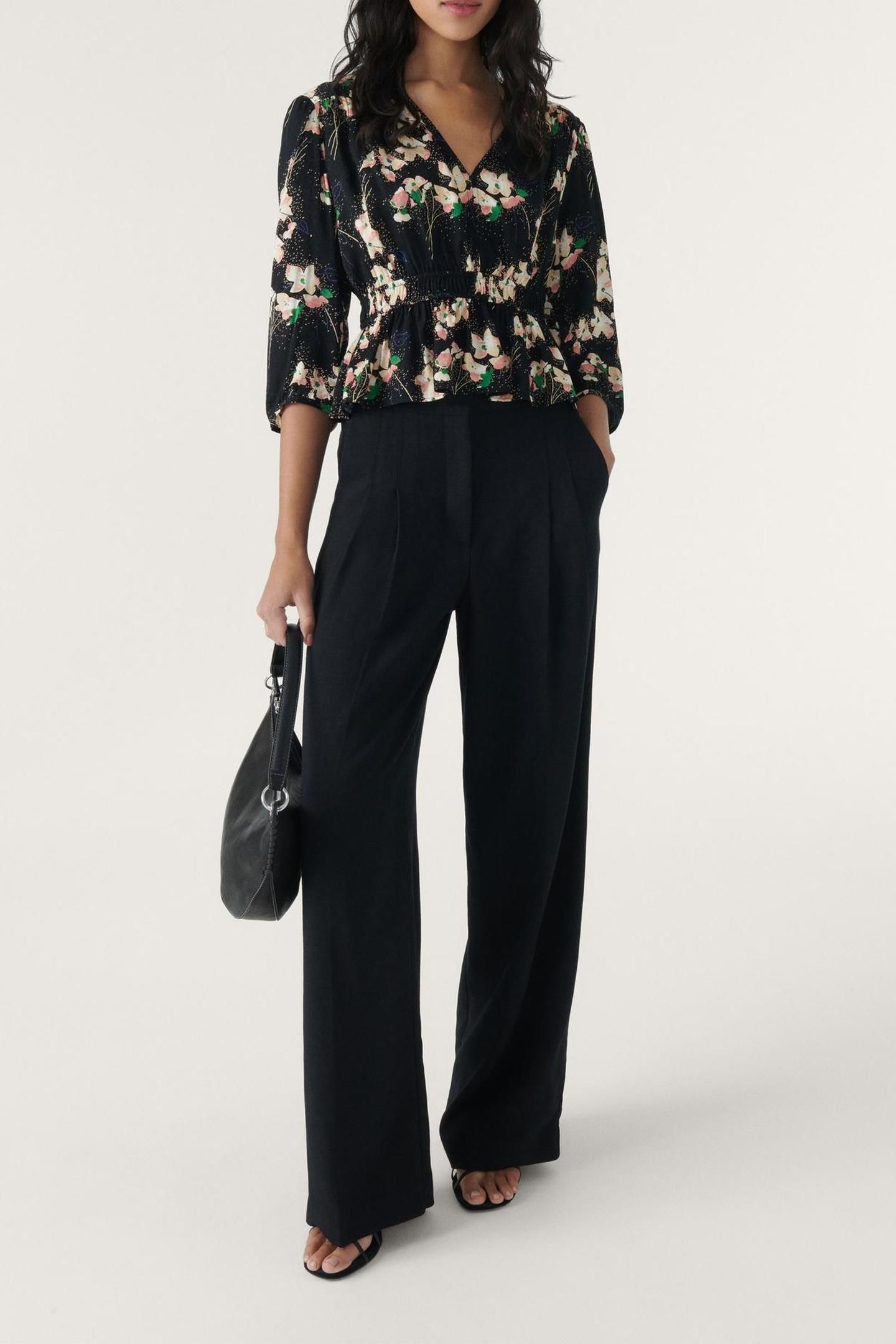 SHORT SLEEVES TOP BLACK 5