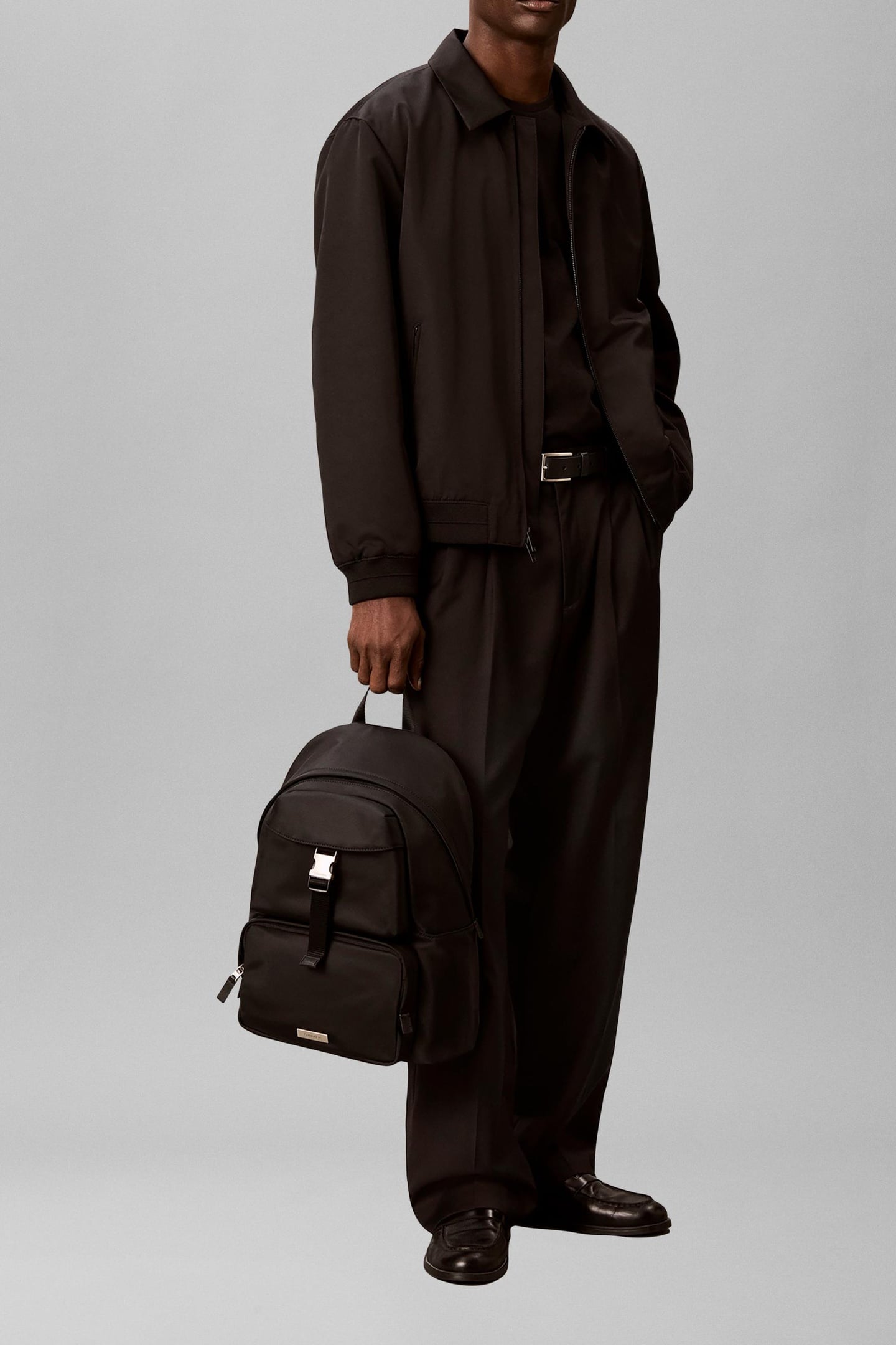 CLEAN ROUND BACKPACK BLACK 1