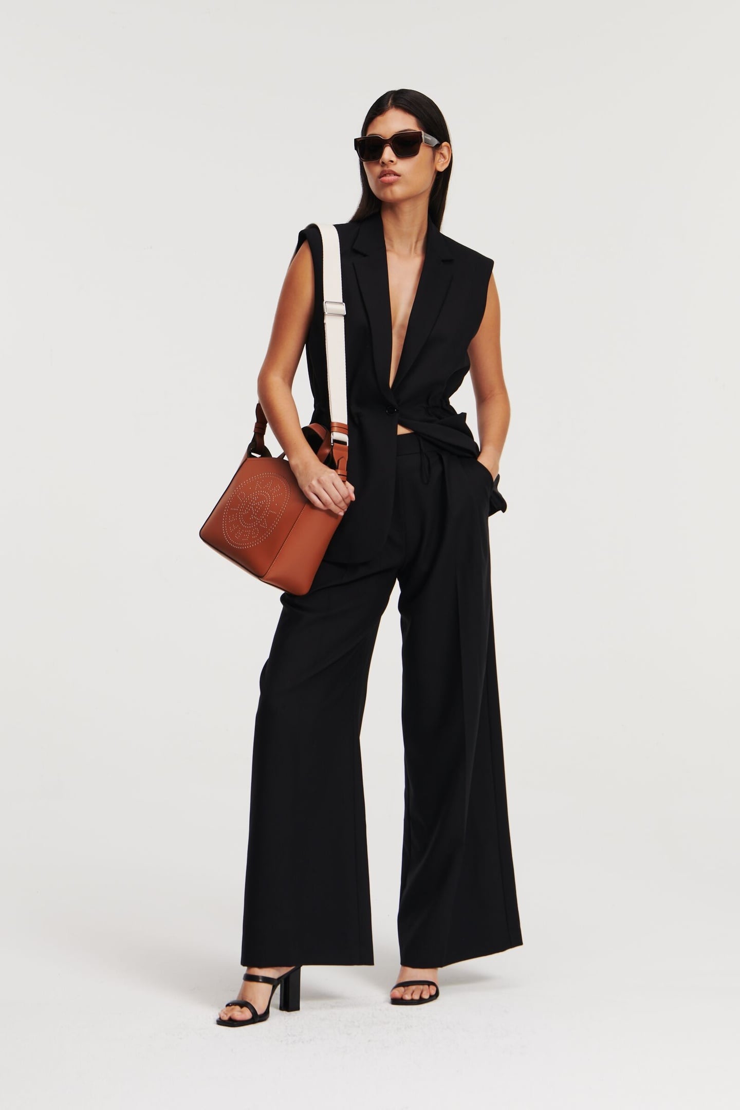 TAILORED PANTS BLACK 2