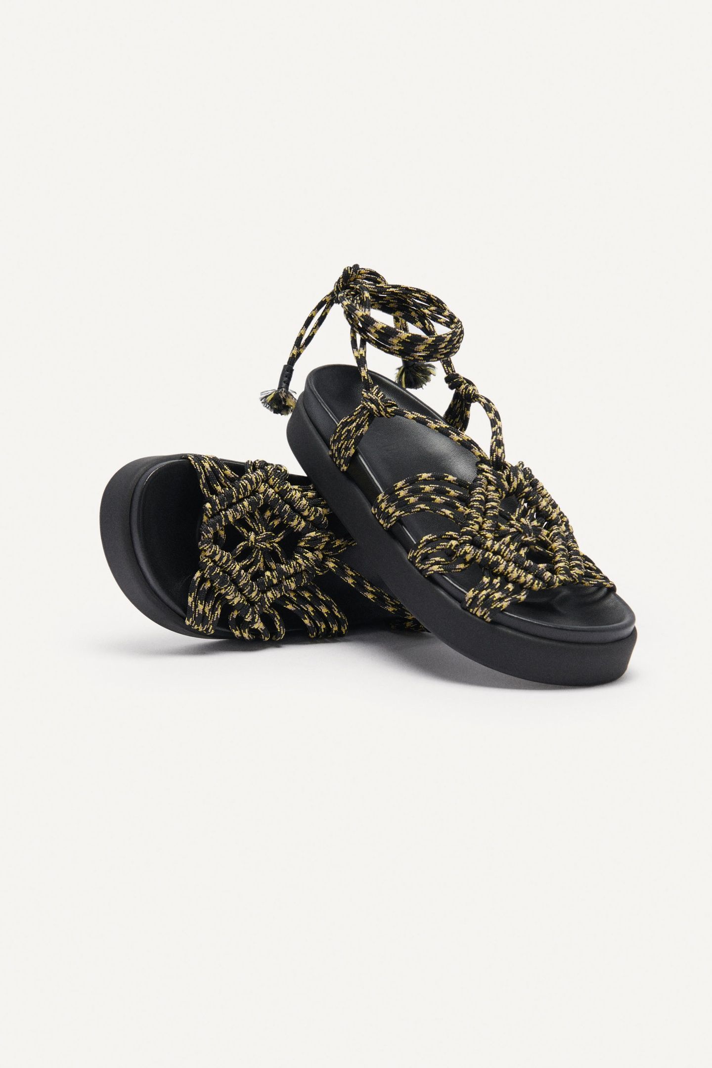 SANDALS BLACK 2