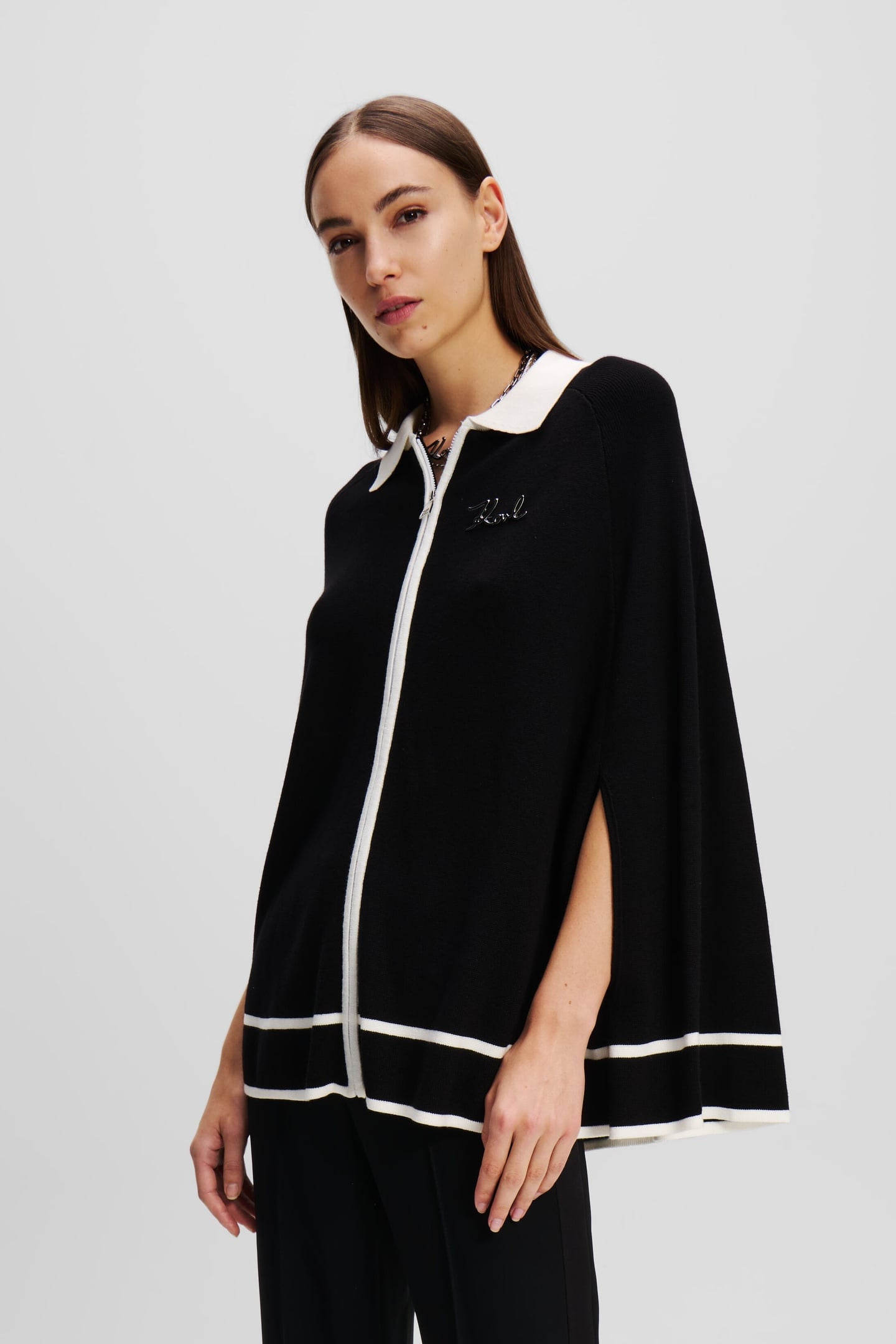 COLLAR CAPE BLACK 2