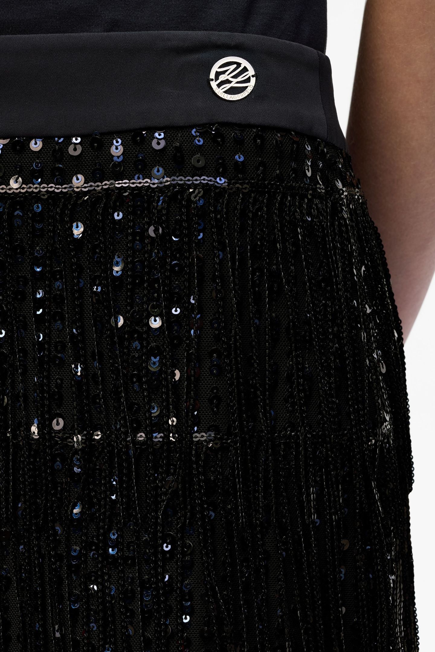 SEQUINS FRINGE SKIRT BLACK 6