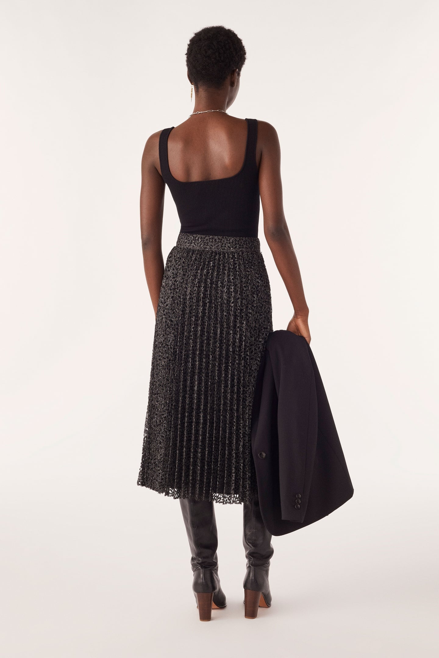 MID-LENGTH SKIRT BLACK 3