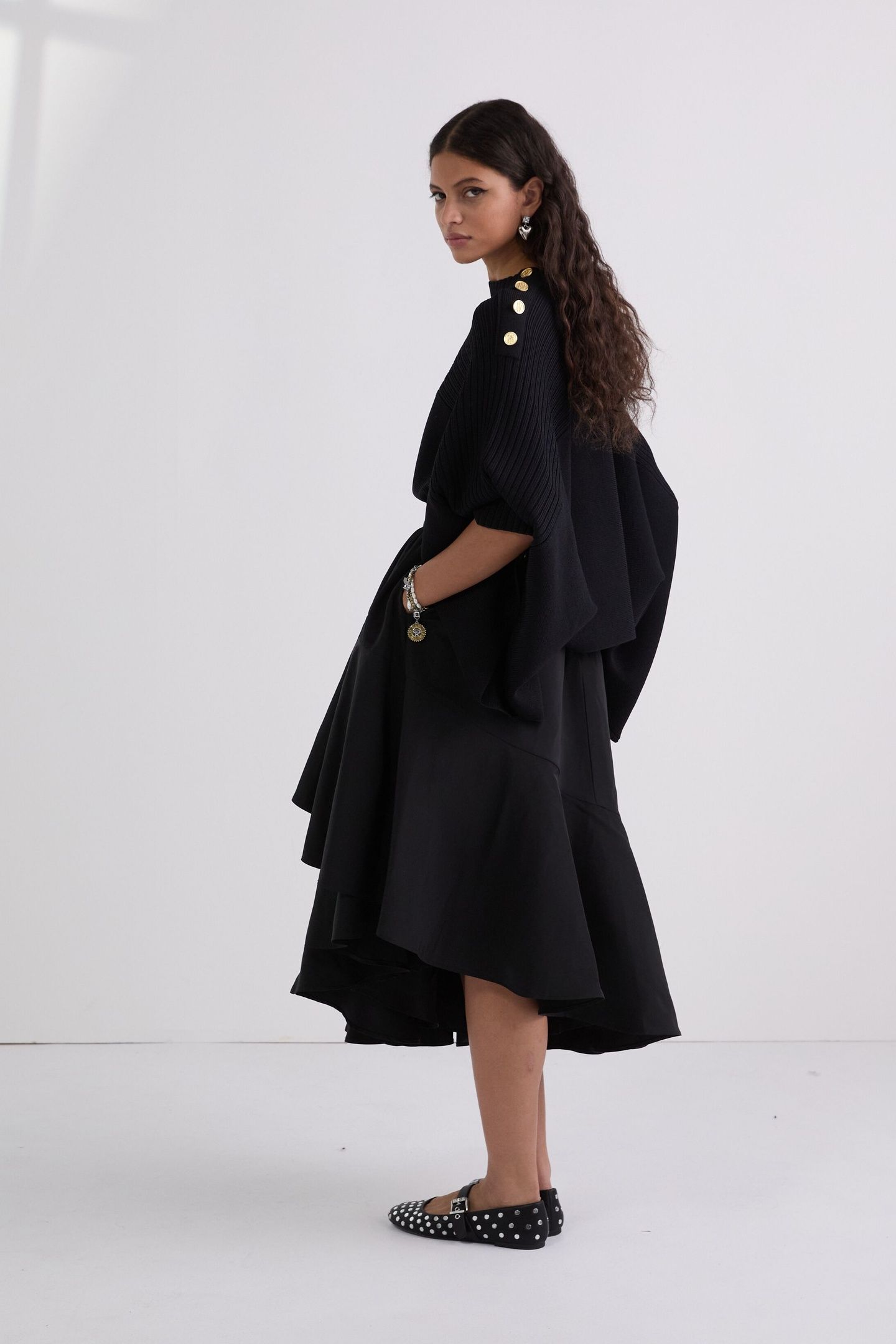 VOLUMINOUS RUFFLE SKIRT BLACK 2
