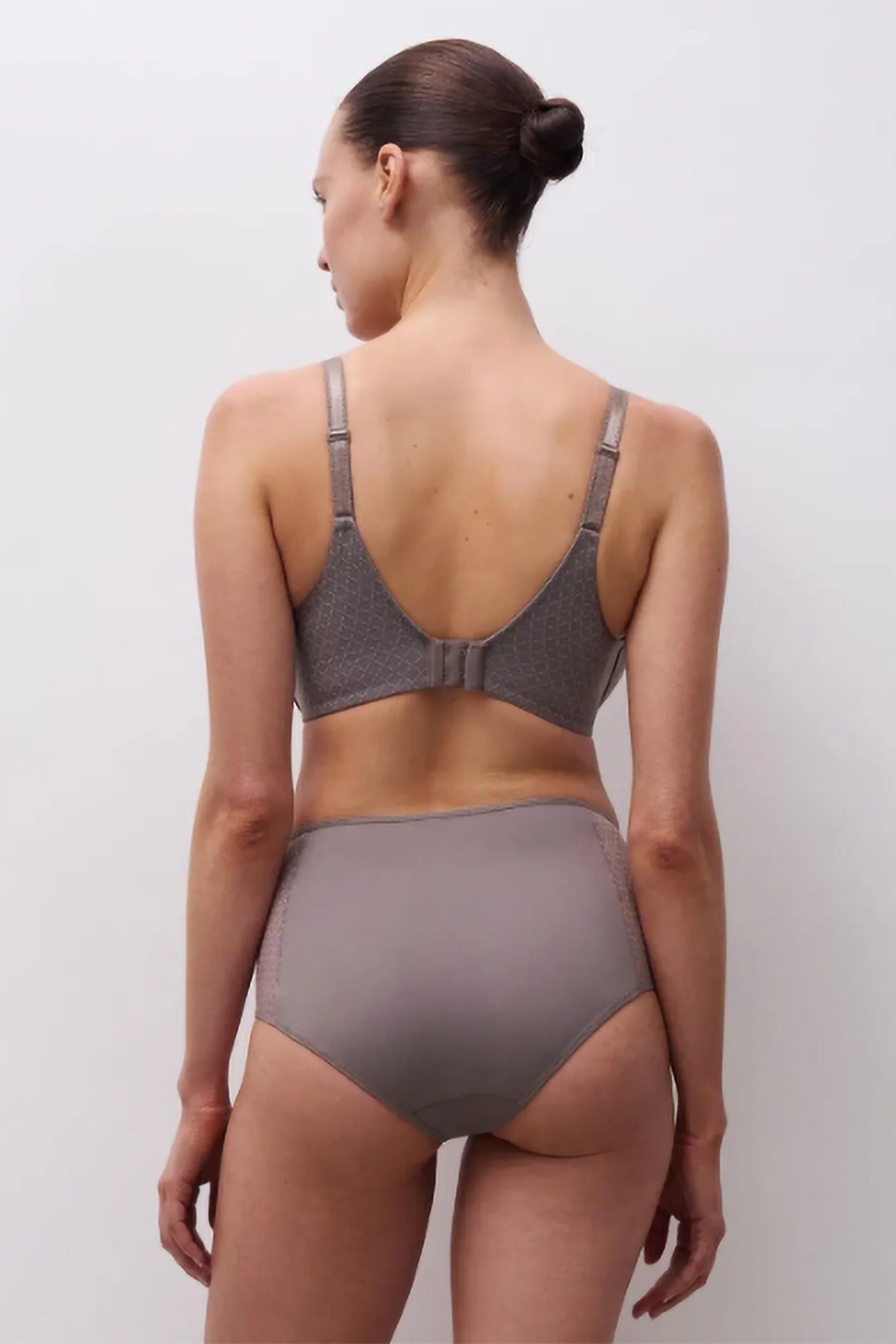 CO BRA TSHIRT COVERING BRONZED TAUPE 2