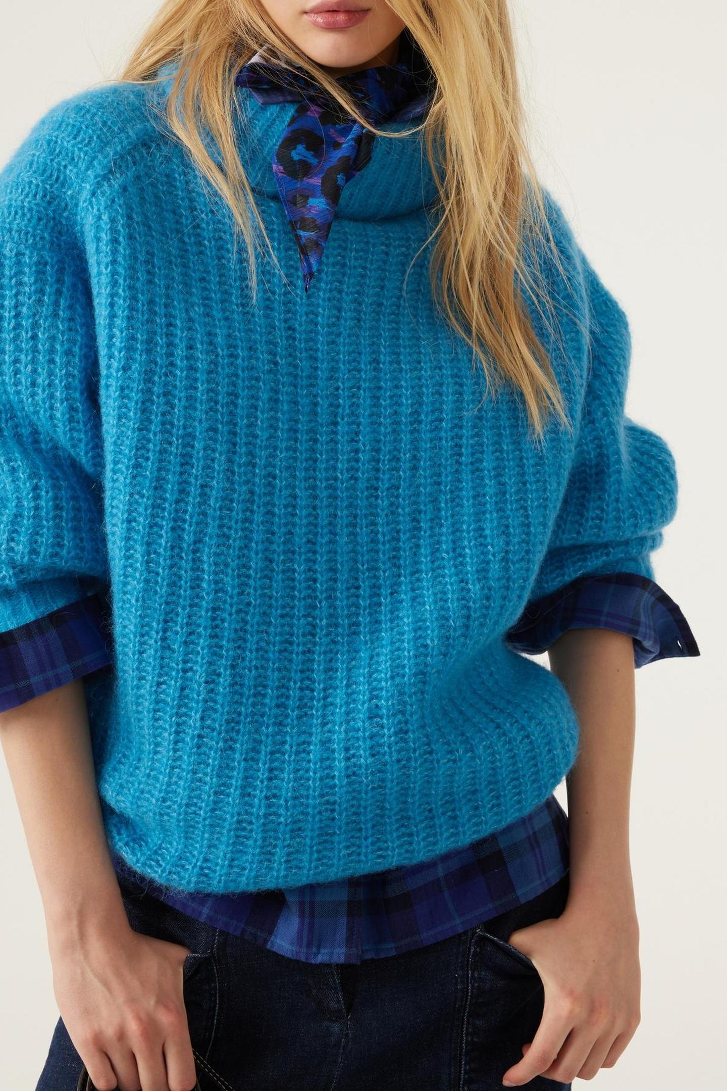 LONG SLEEVES KNIT BLUE 1