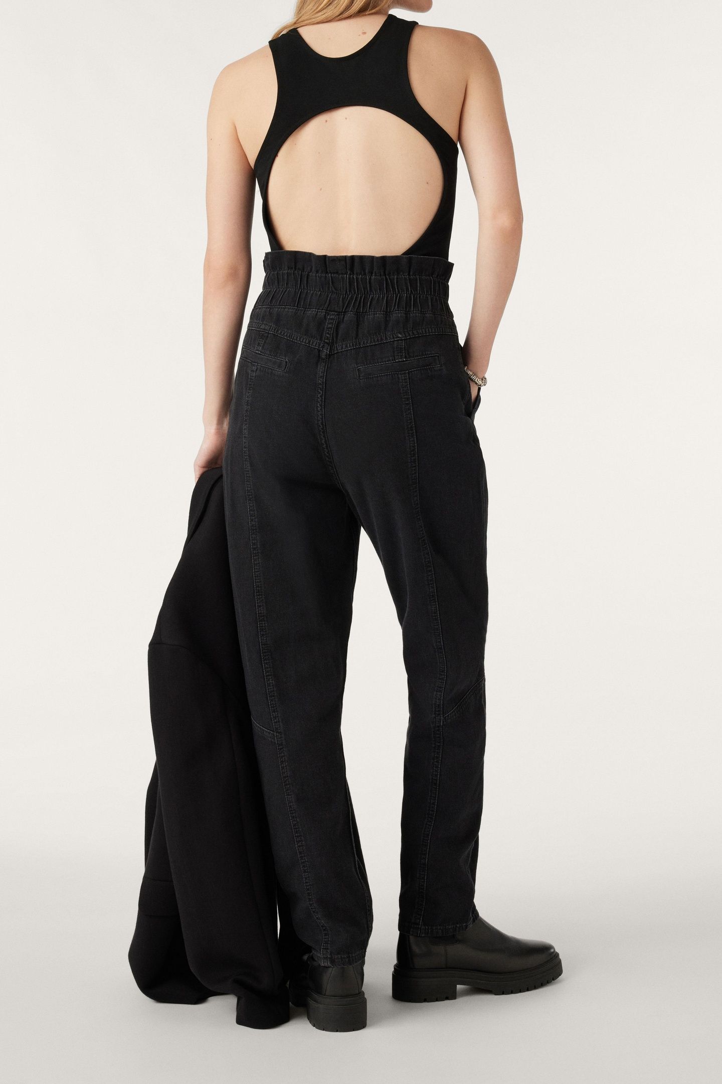 BODY BLACK 3