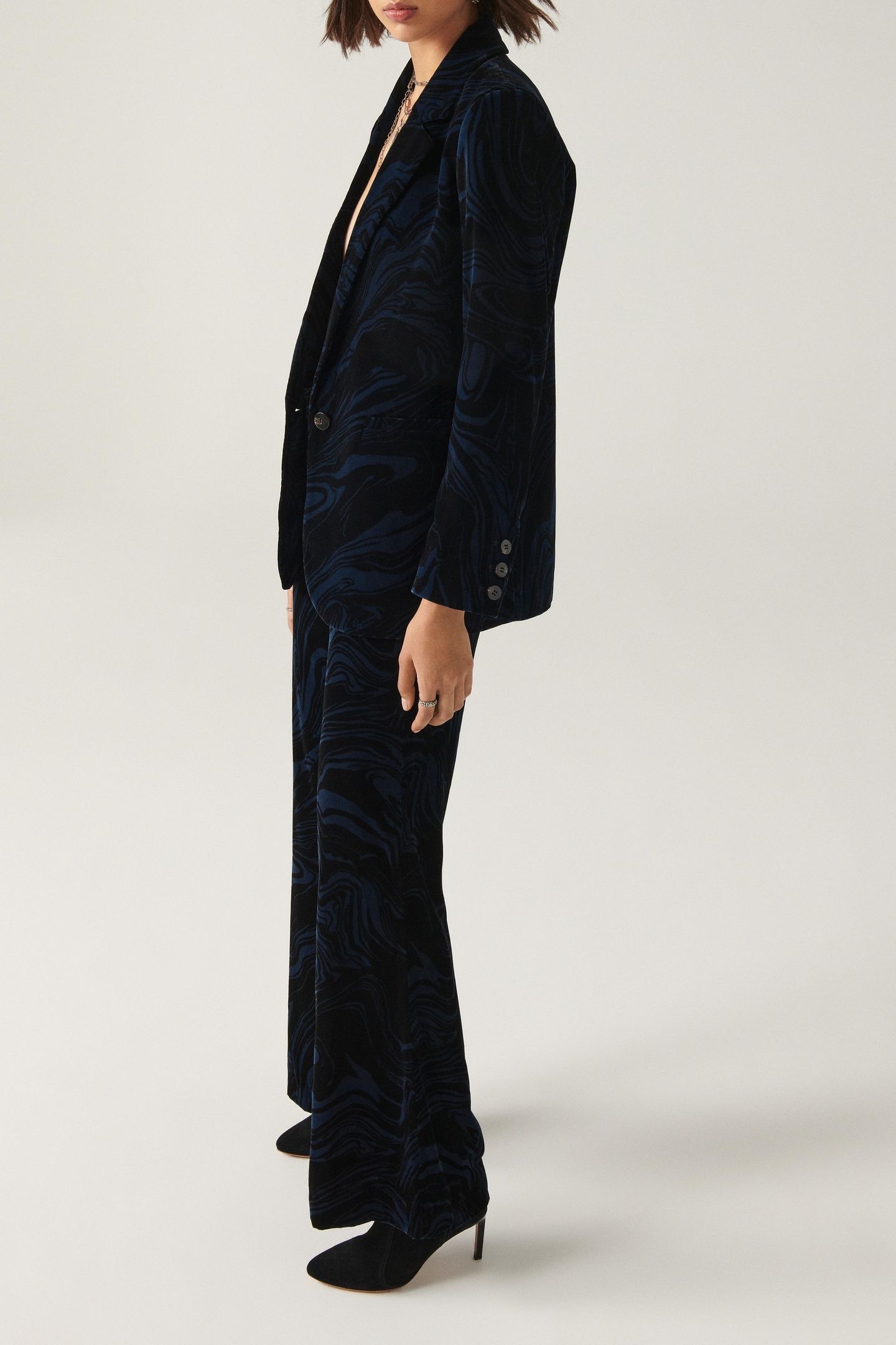 FLARE TROUSERS BLACK 3