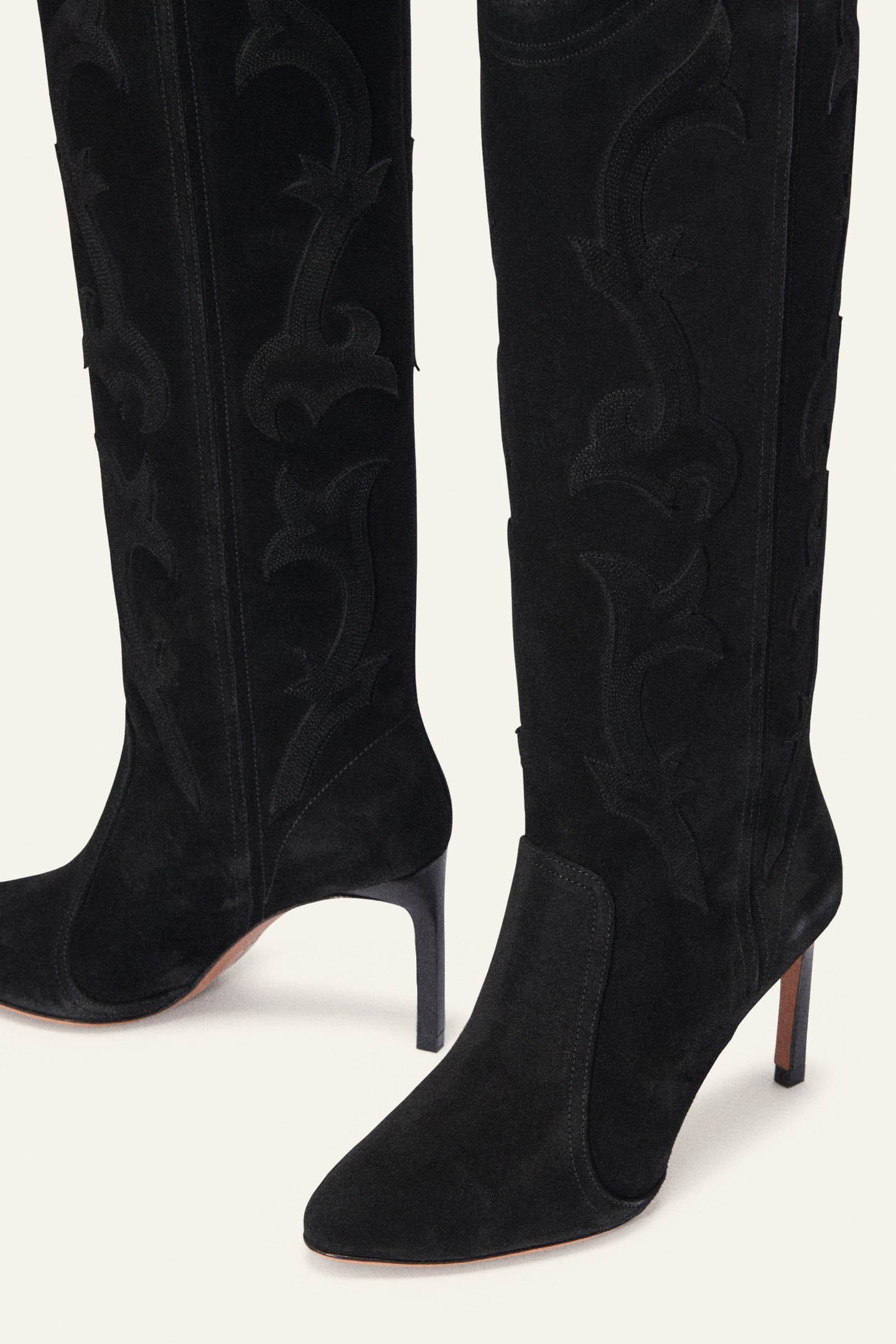 BOOTS BLACK 3