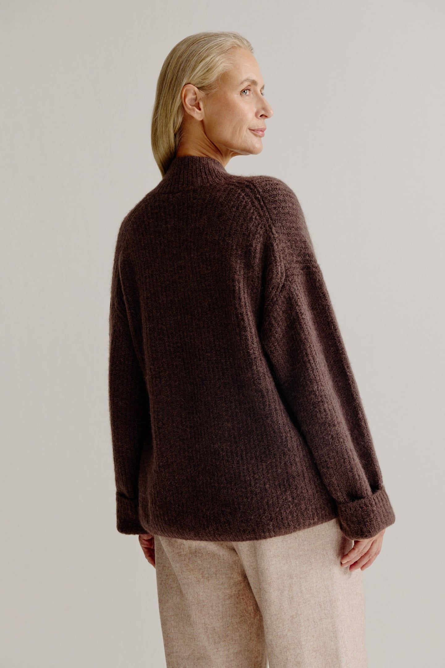 LARISSA SWEATER BROWN 3