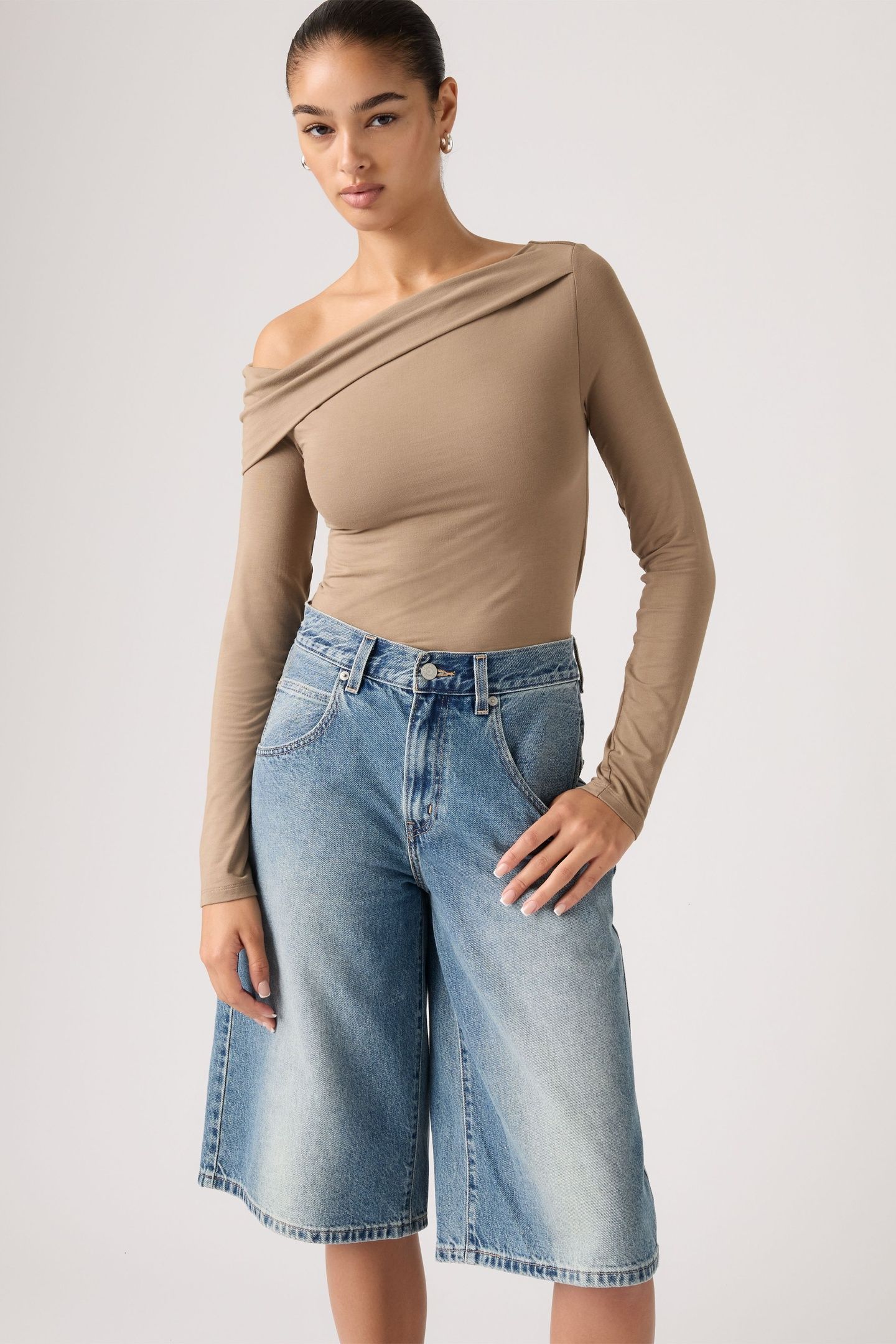 CLARA OFF SHOULDER LONG SLEEVE TOP 4