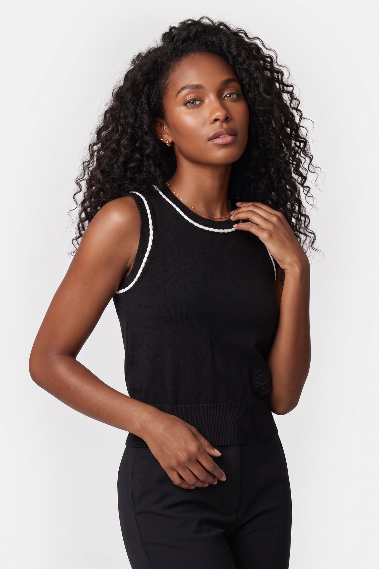 CONTRAST DETAIL KNIT VEST BLACK 1