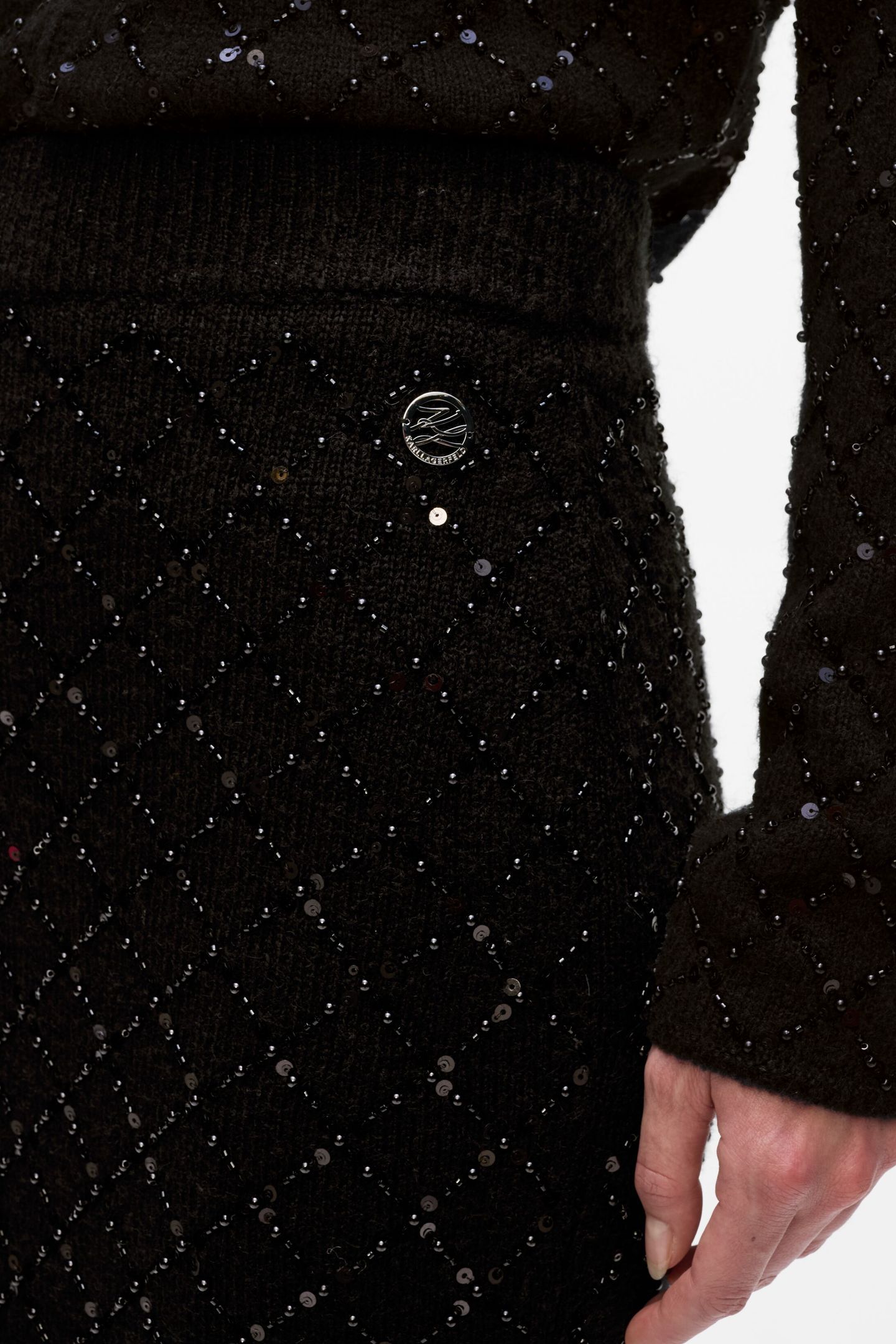 EMBELLISHED KNIT SKIRT BLACK 6