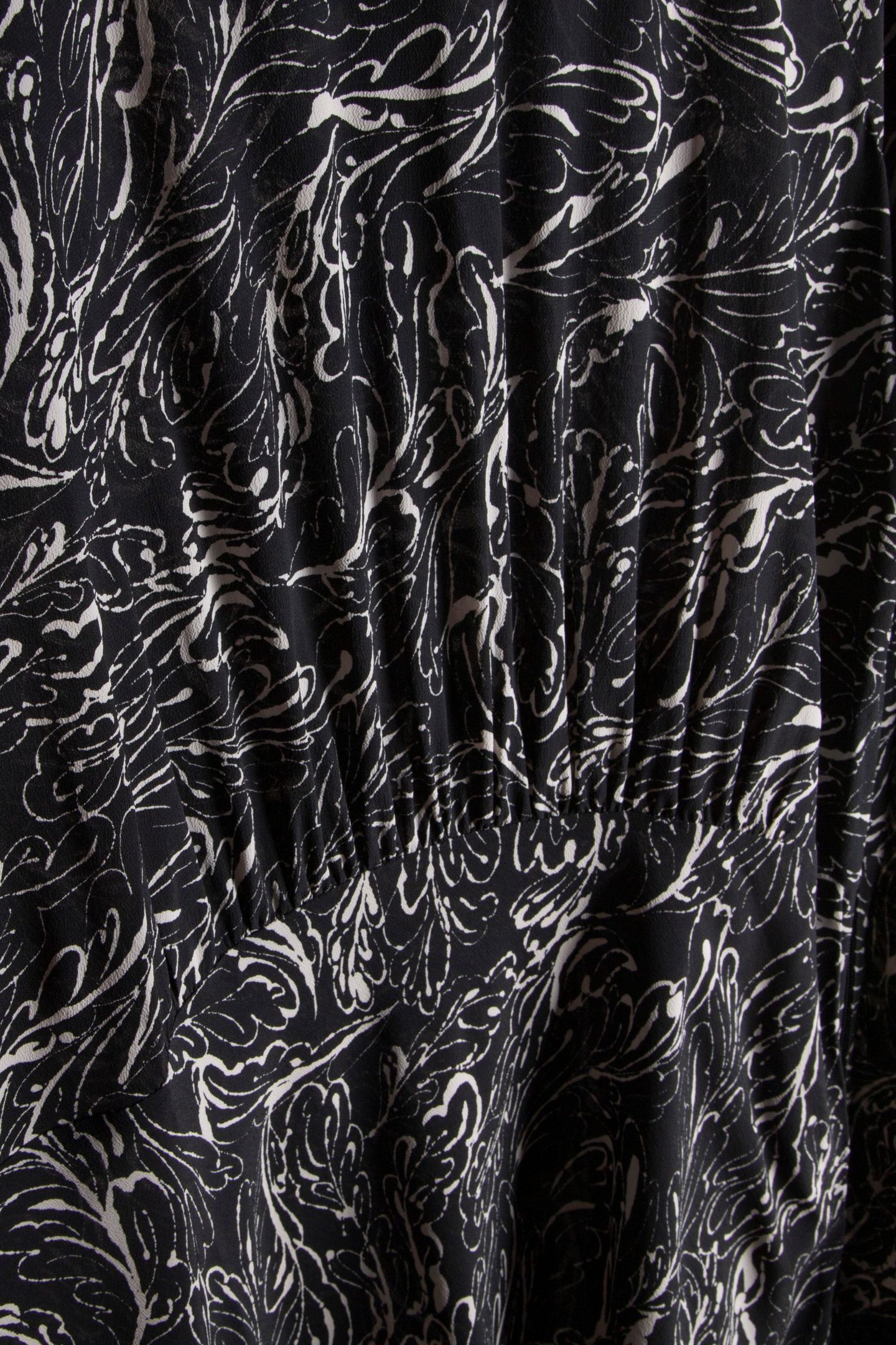 GASTONIA AOP DRESS BLACK 4