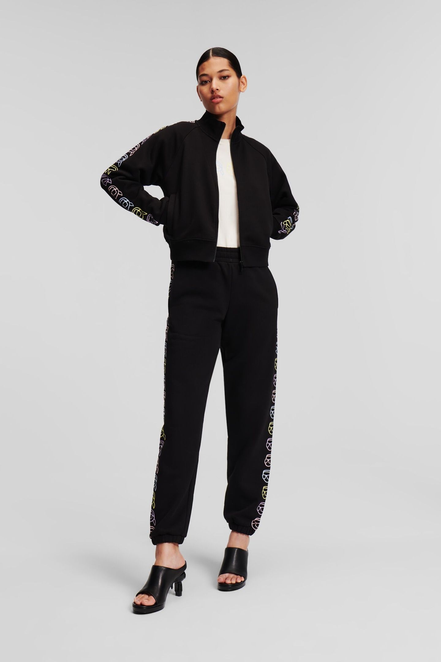 IKONIK 2.0 OUTLINE SWEATPANTS BLACK 2