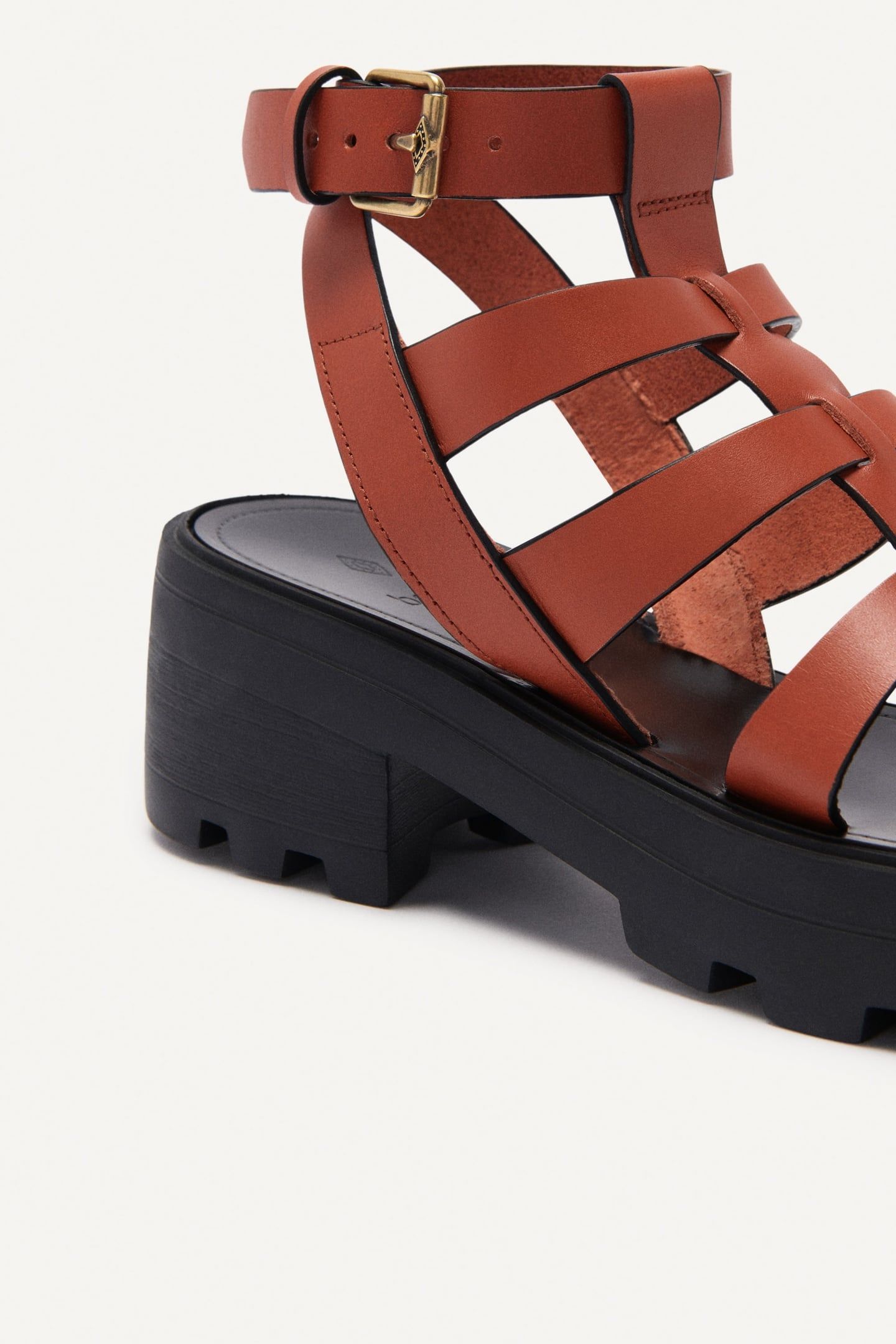 SANDALS COGNAC 4