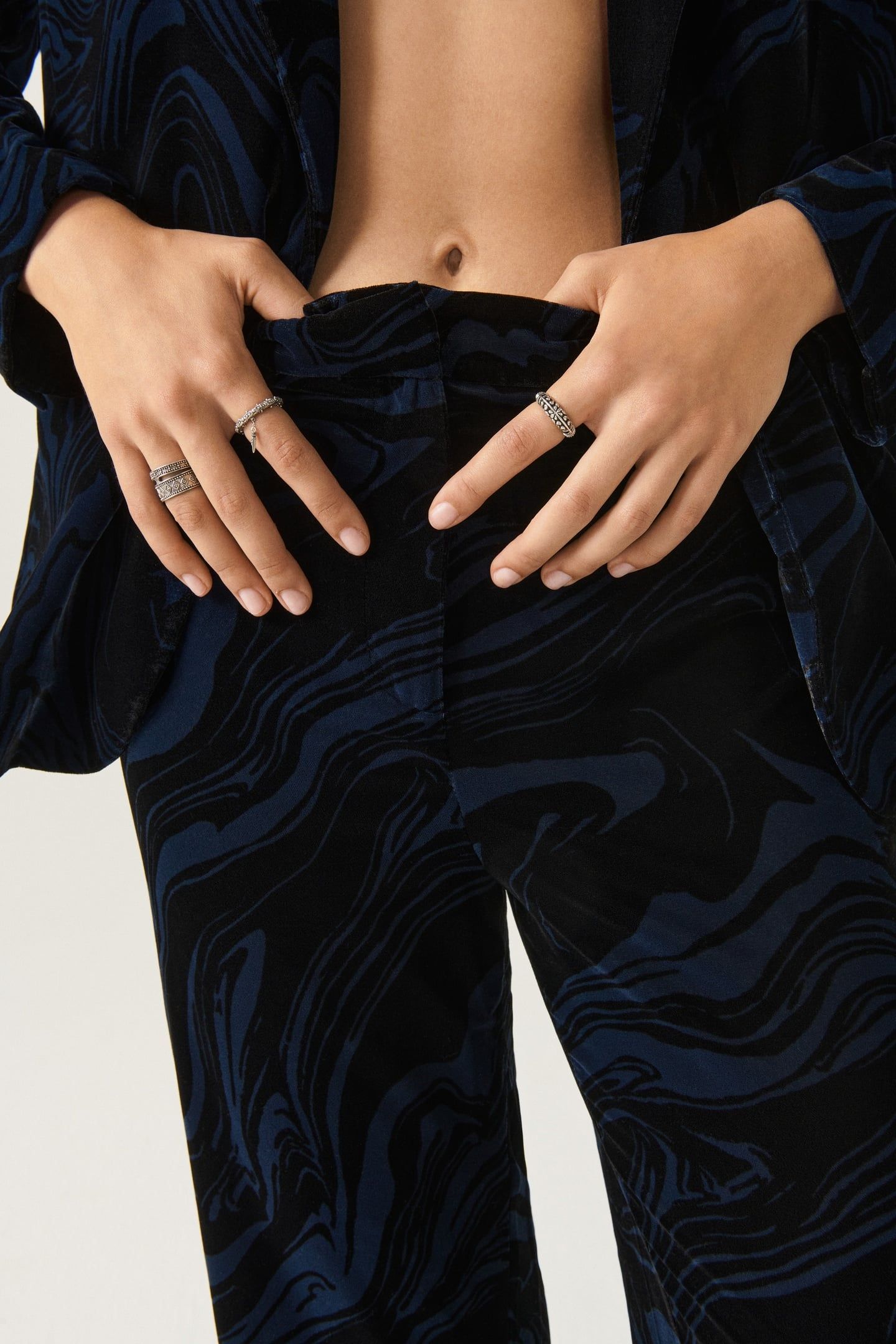 FLARE TROUSERS BLACK 7