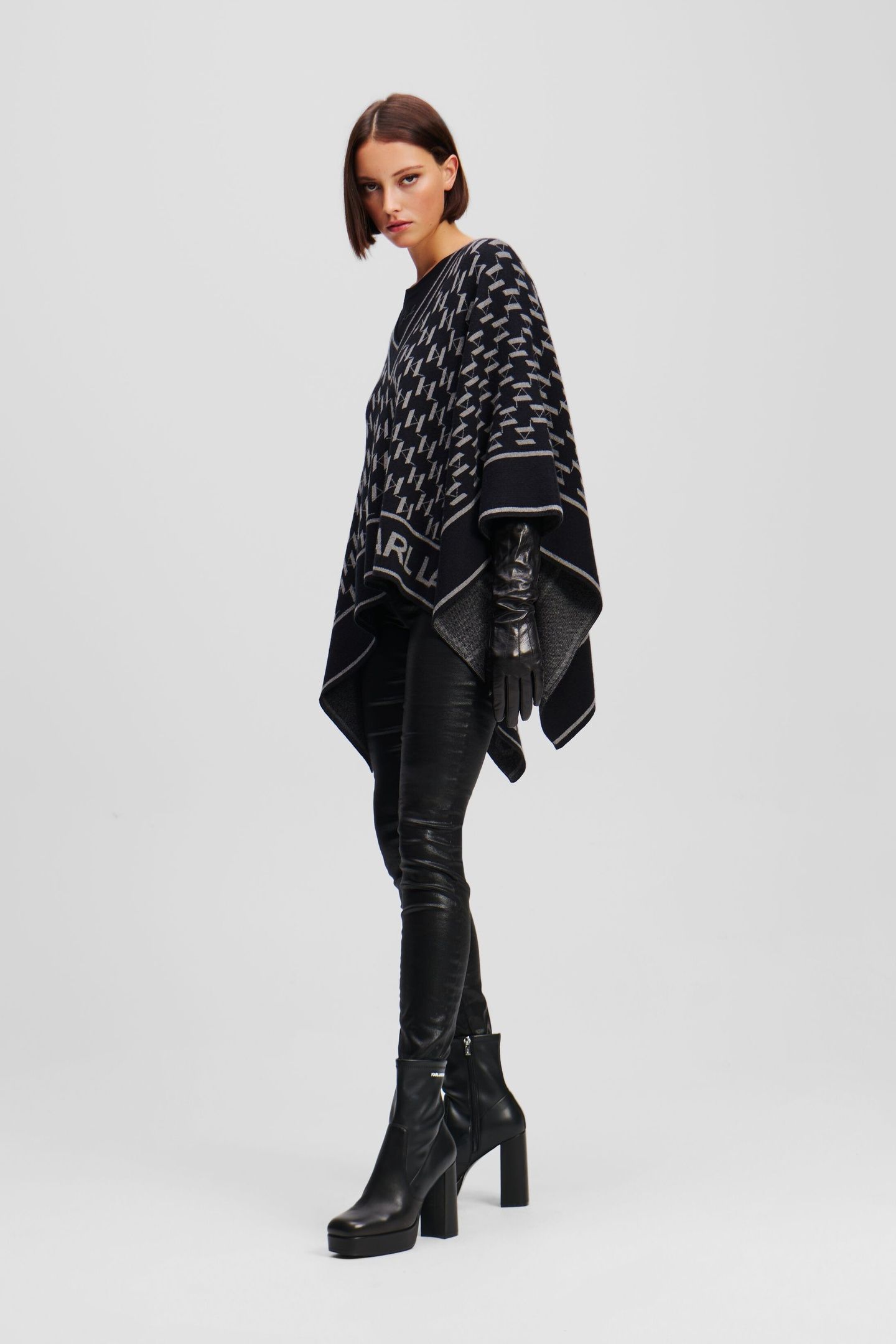 KL MONOGRAM CAPE GREY MELANGE MONOGRAM 3
