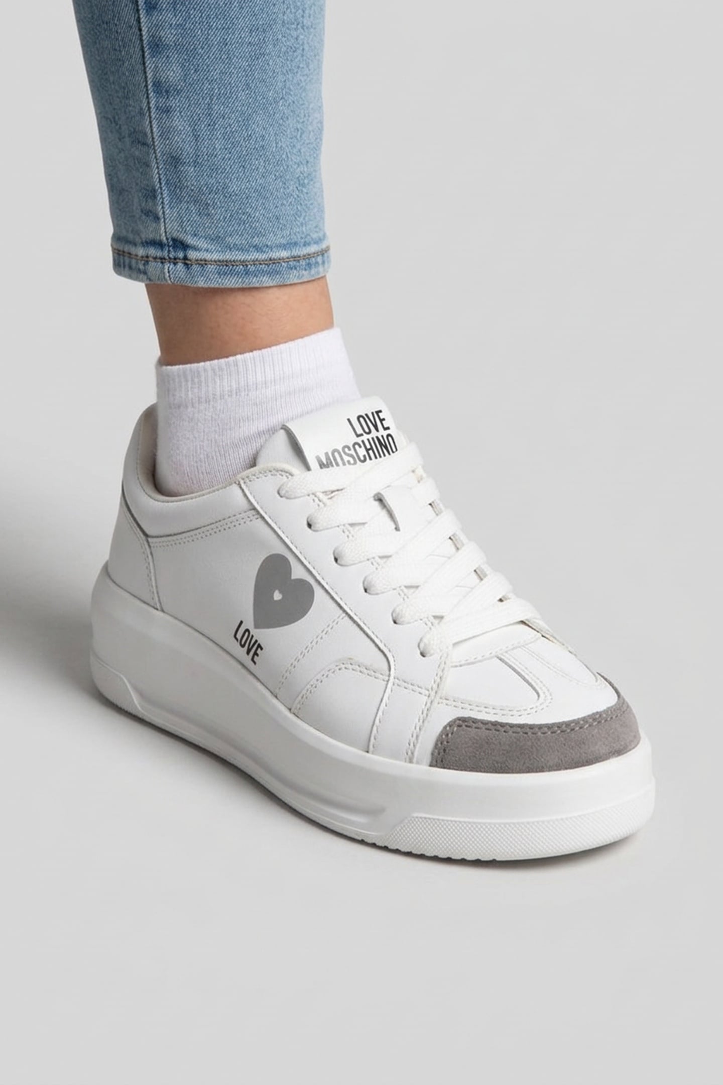 SNEAKERS WHITE 3