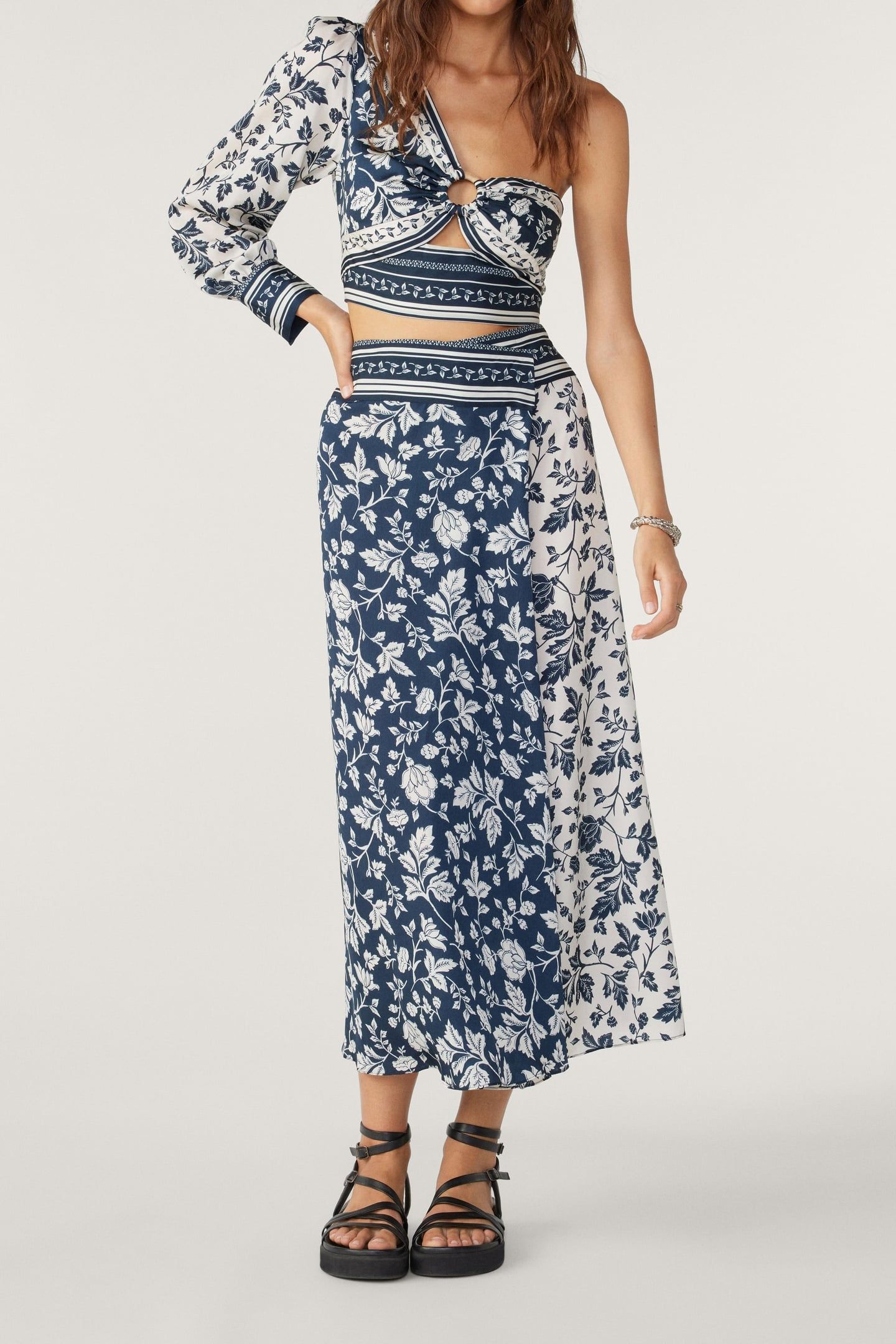MID-LENGTH SKIRT ENCRE 1