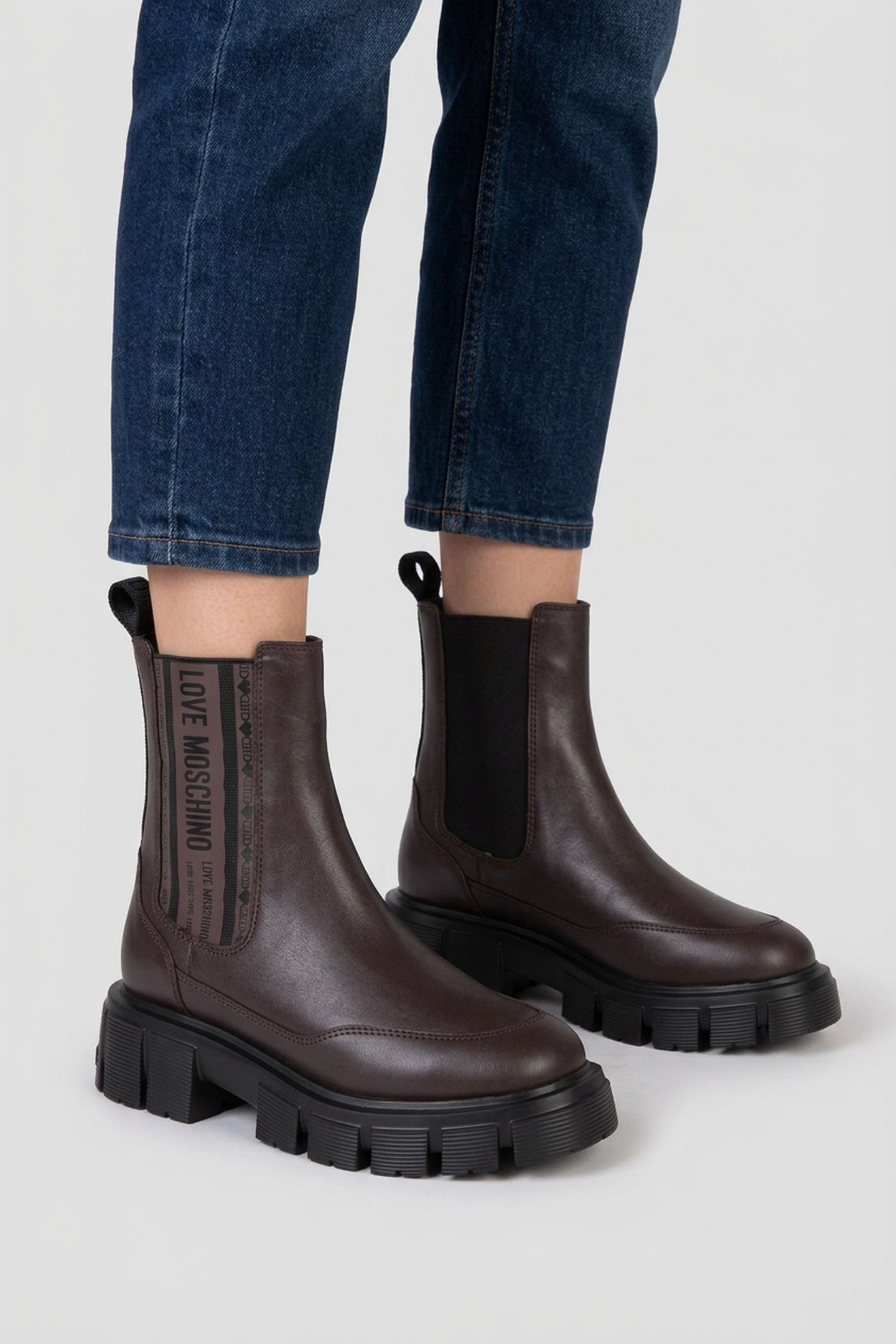 BOOTS BROWN 2