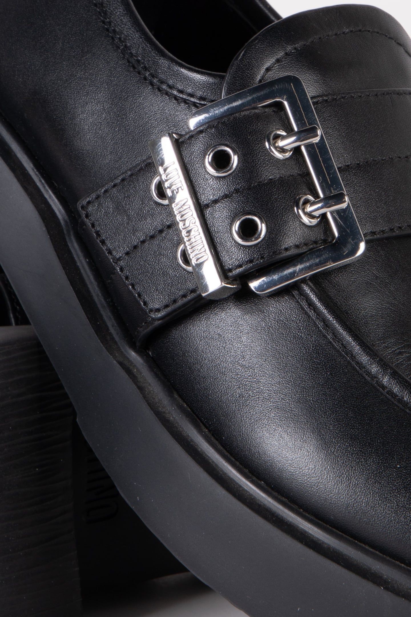 DERBY BLACK 3