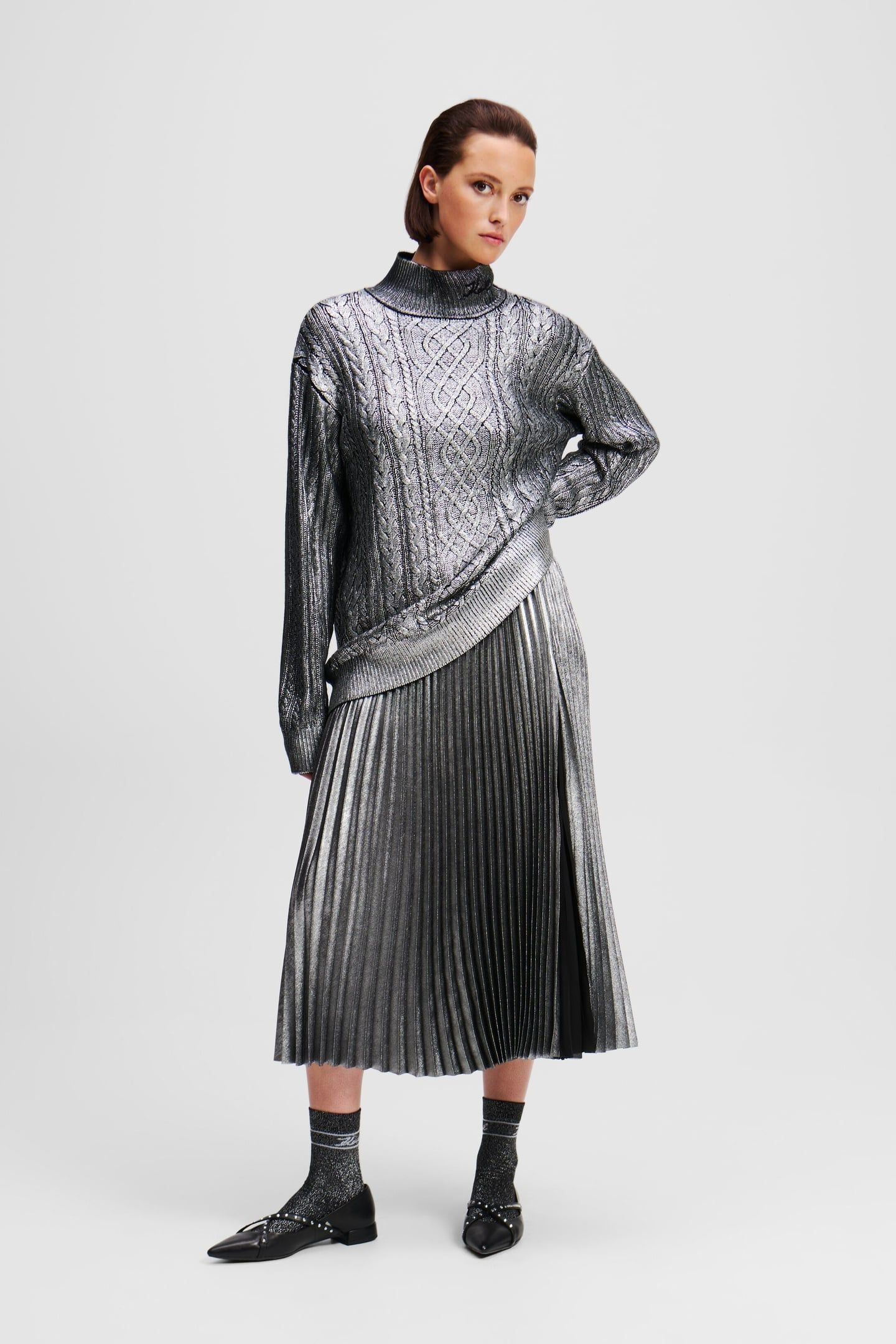 FOIL PLEATED SKIRT GUNMETAL 2