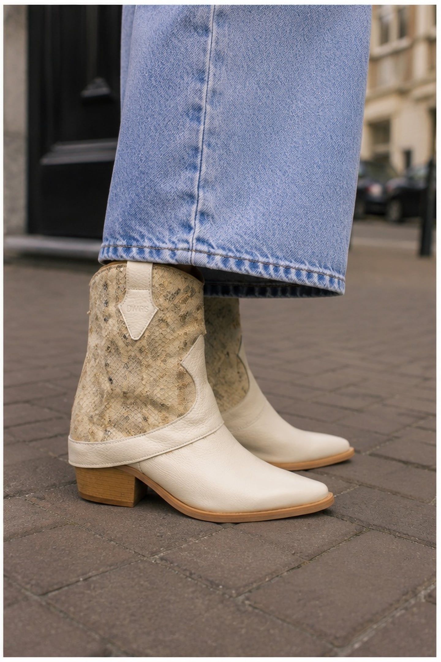 TIRANA SNAKE OFF WHITE 2