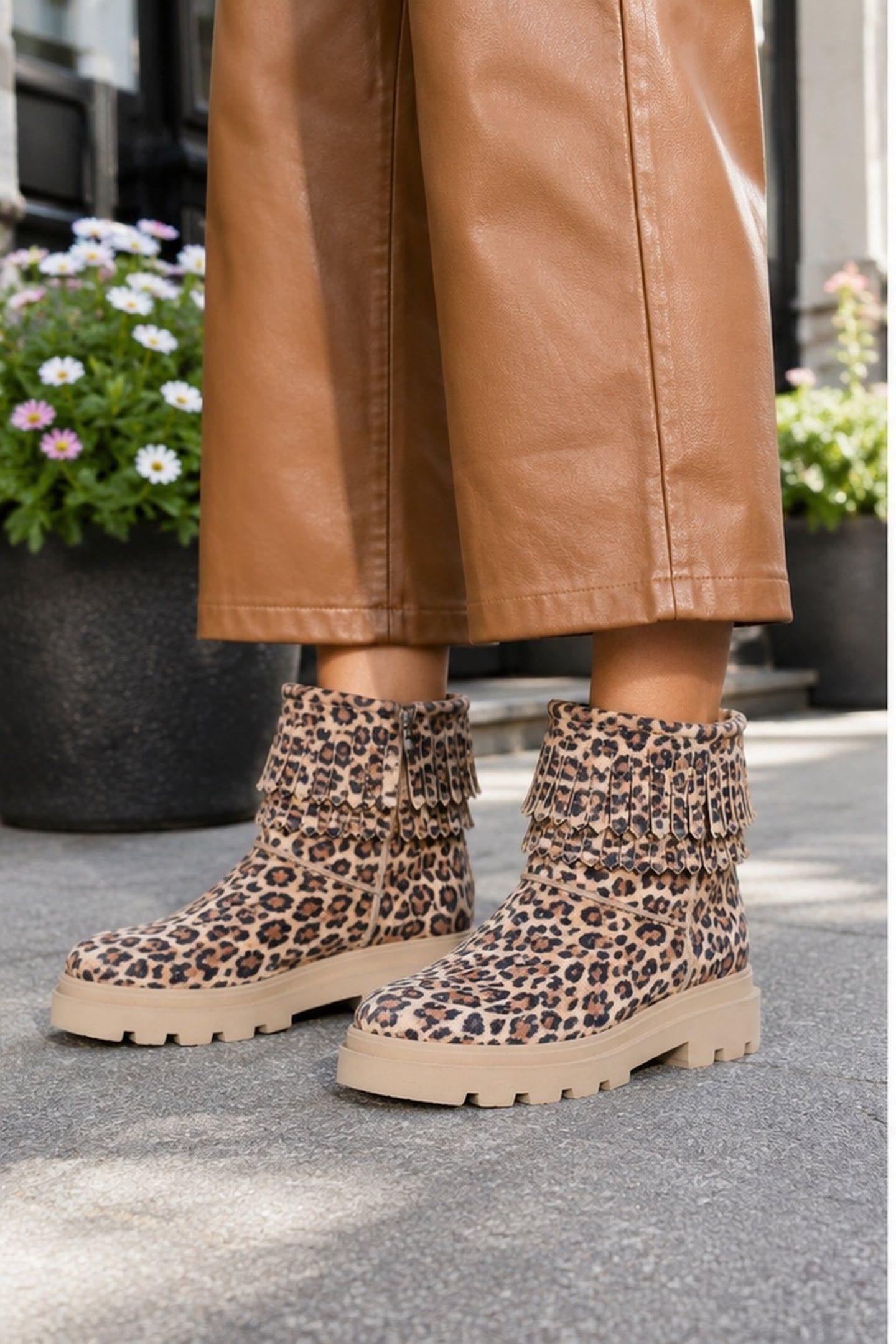 NAXOS LEOPARD BEIGE 3