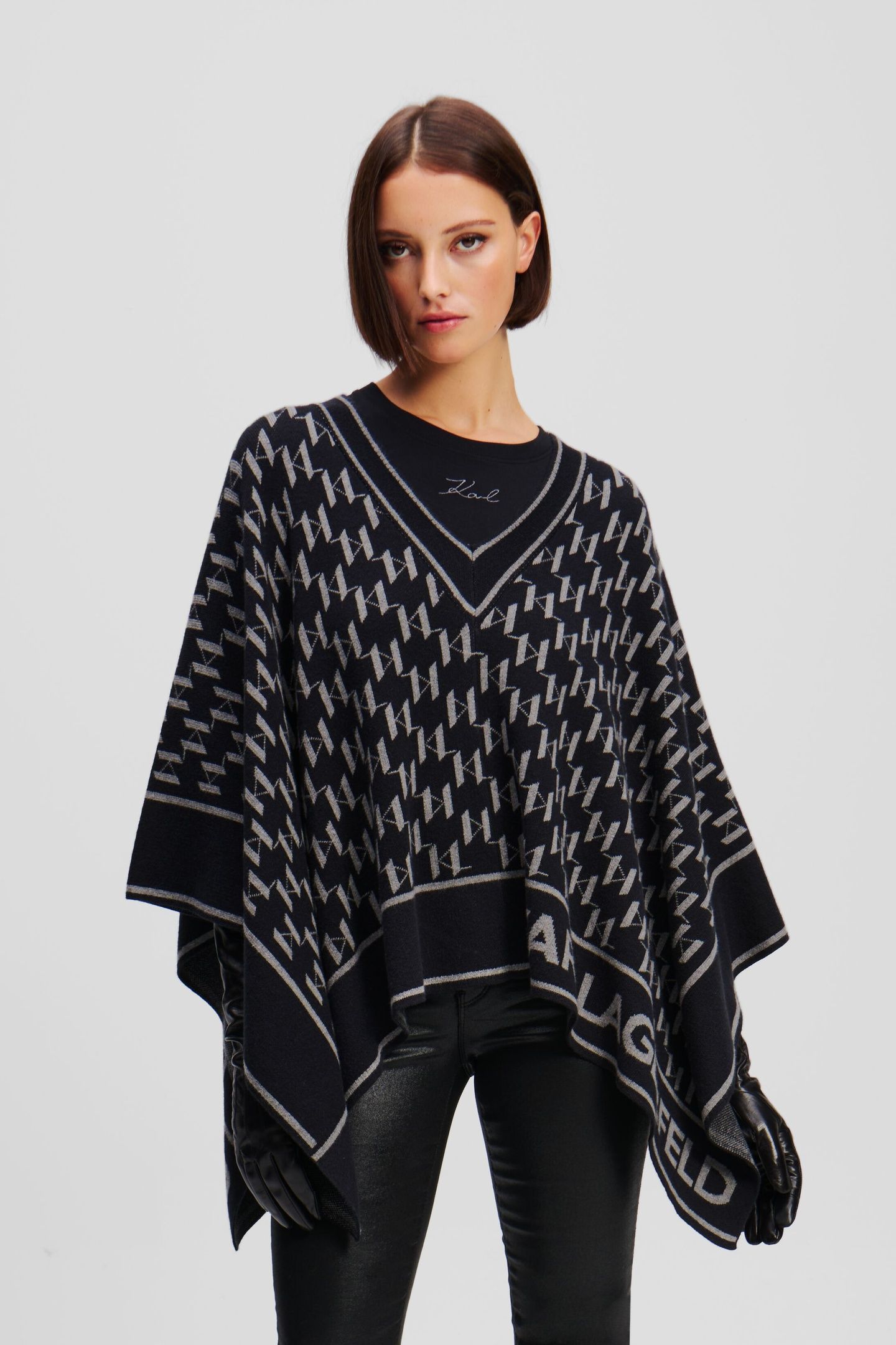KL MONOGRAM CAPE GREY MELANGE MONOGRAM 1