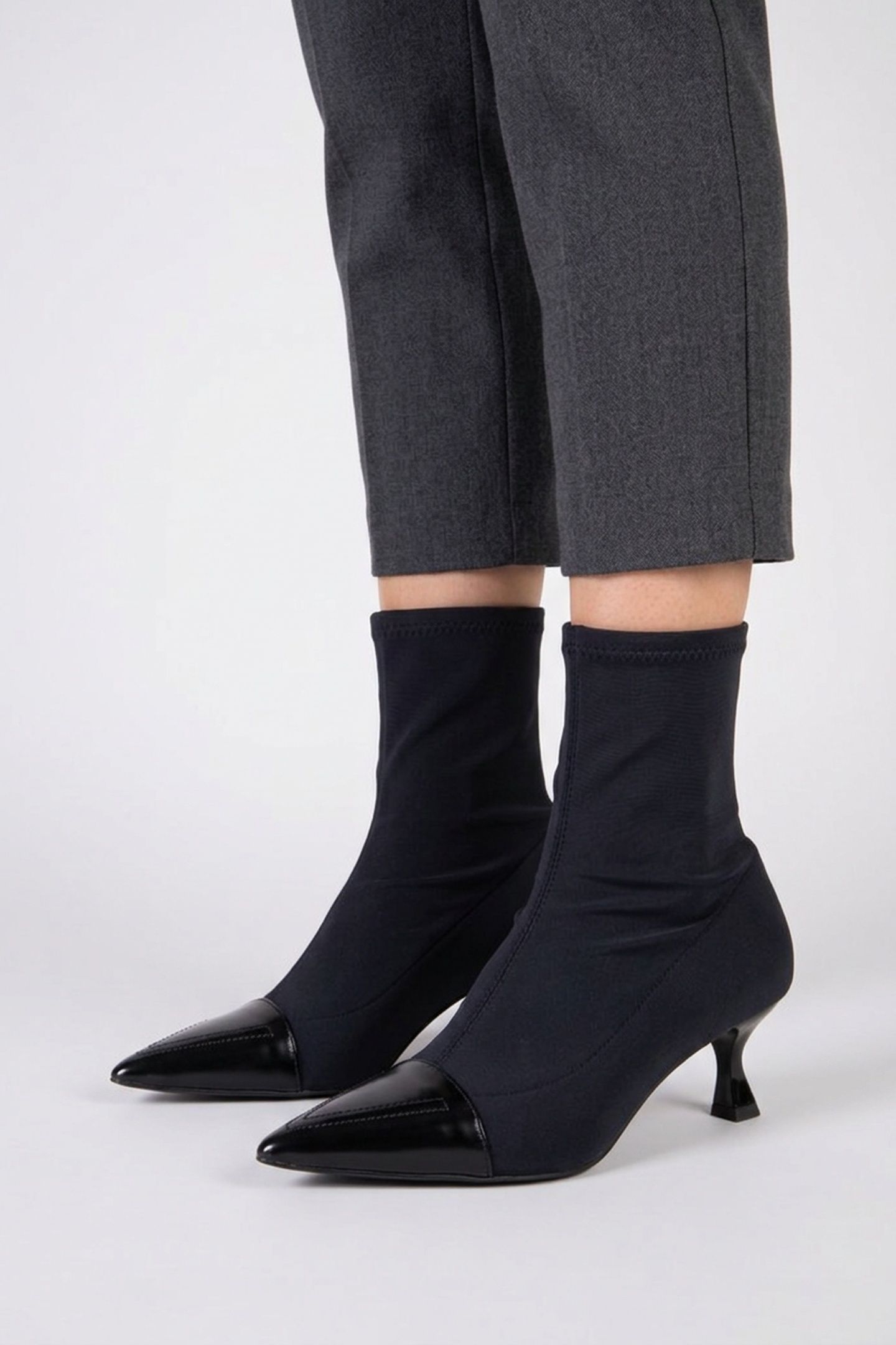ANKLE BOOTS BLACK 2