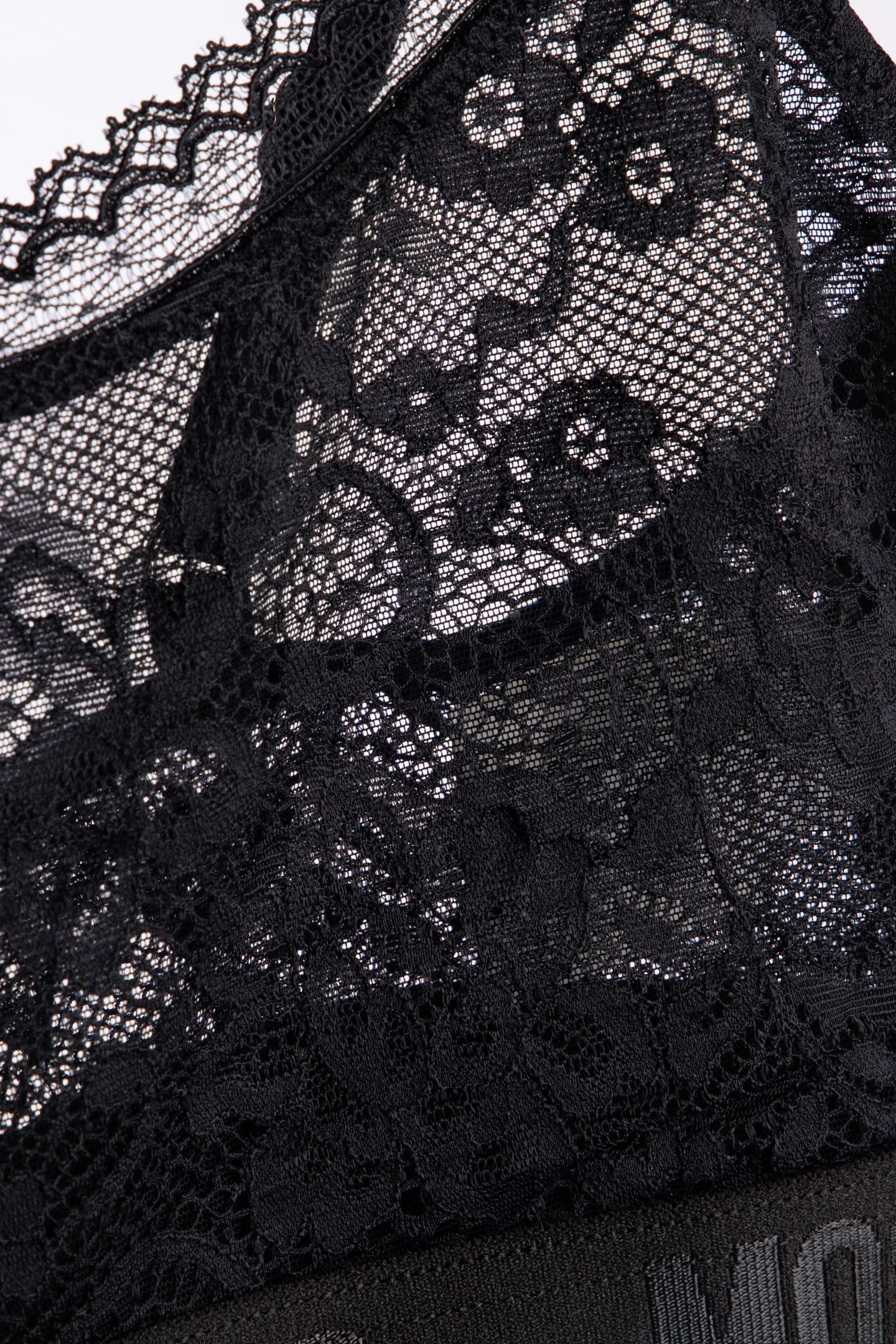 BRA BLACK 4