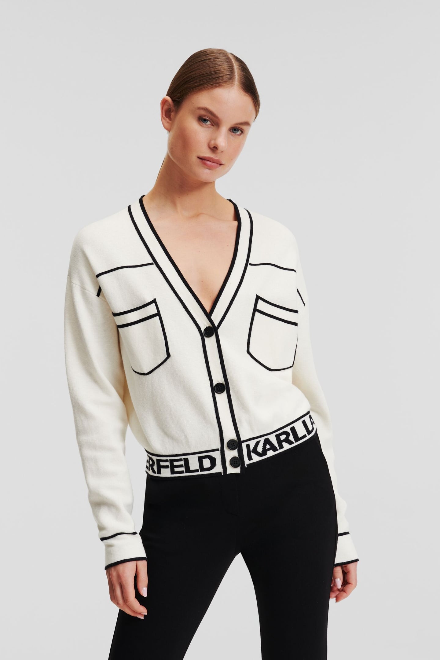 SHORT LOGO CARDIGAN WHITE 1