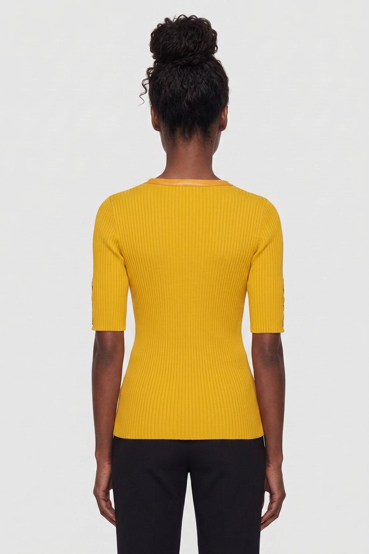 KNITWEAR YELLOW 2